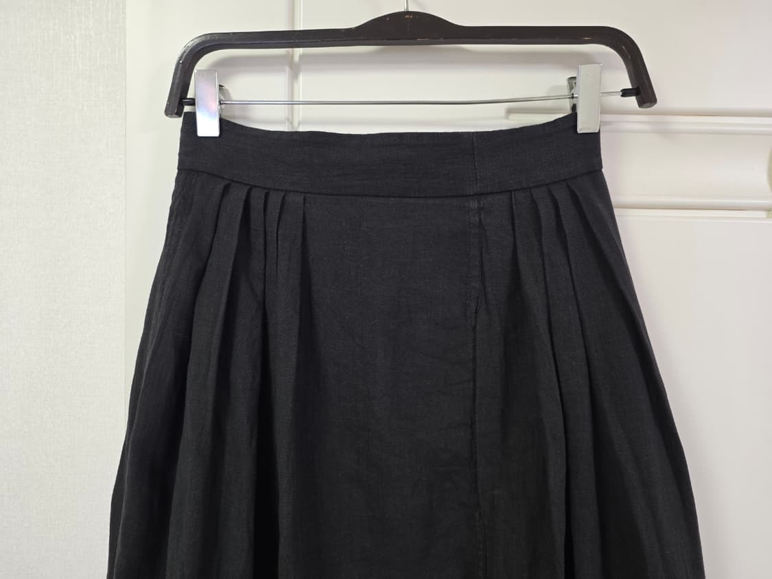 bassike 블랙 린넨100% 주름배색 오픈형 스커트 25
 상품이미지5