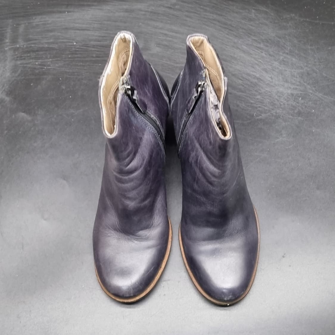 에코 여성앵클부츠 37 240 굽9 상품이미지2