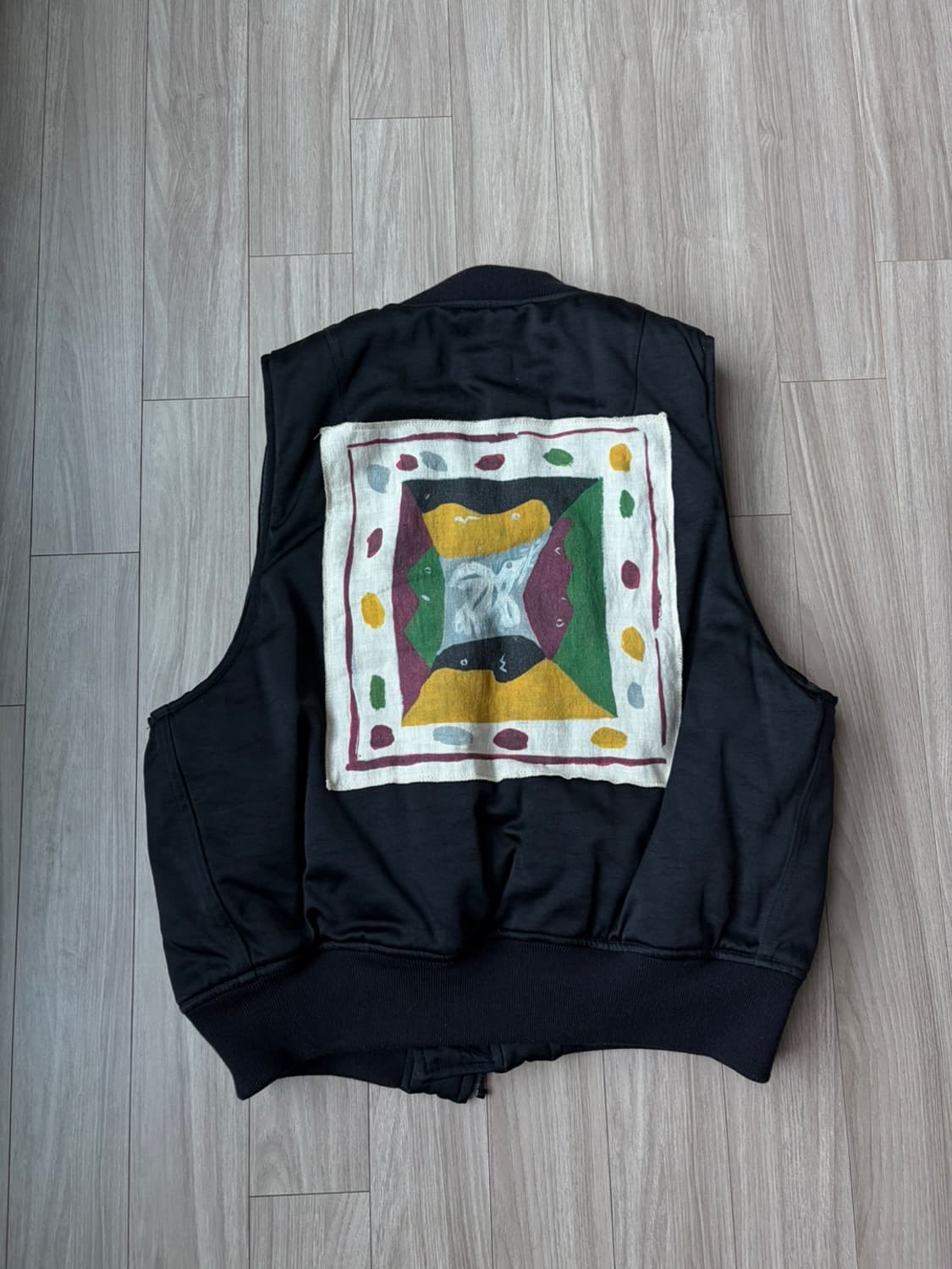 [L] 사스콰치 패브릭스 패딩 베스트 블랙 조끼 상품이미지2