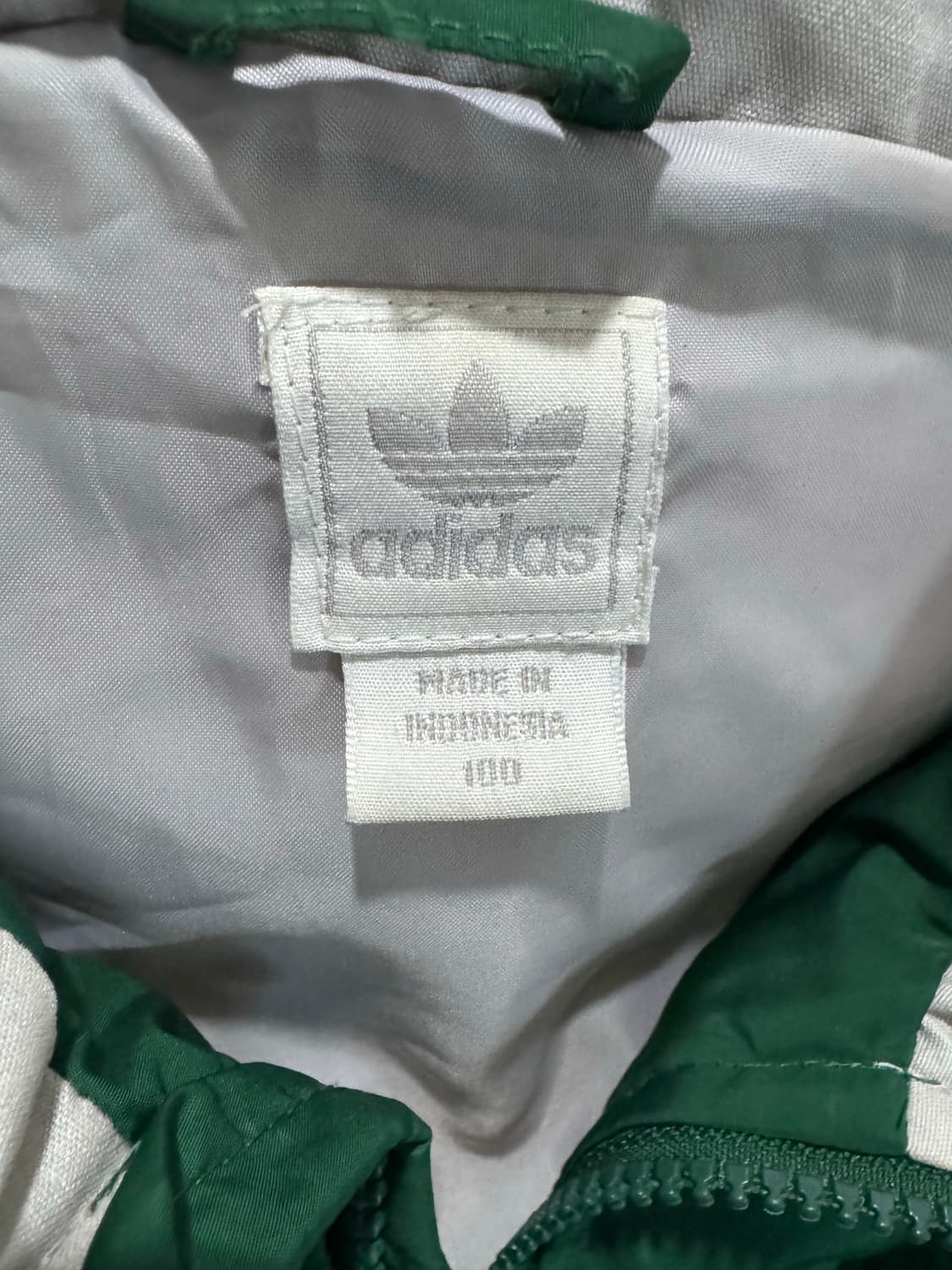 일본판 아디다스 올드스쿨 백곰 프레포일 패딩 베스트 상품이미지4