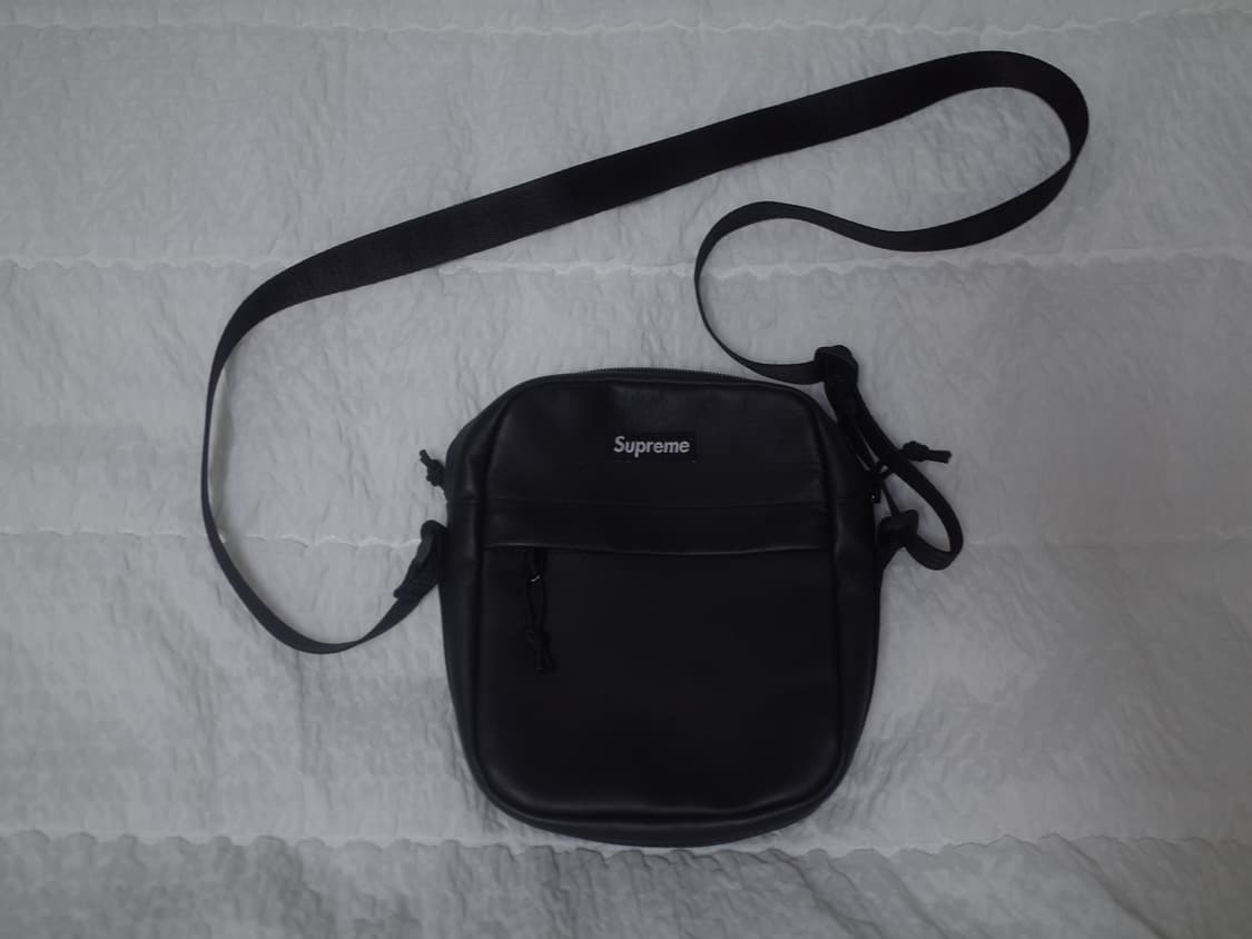 [O/S] 슈프림 (Supreme) 레더 숄더백 블랙 상품이미지2
