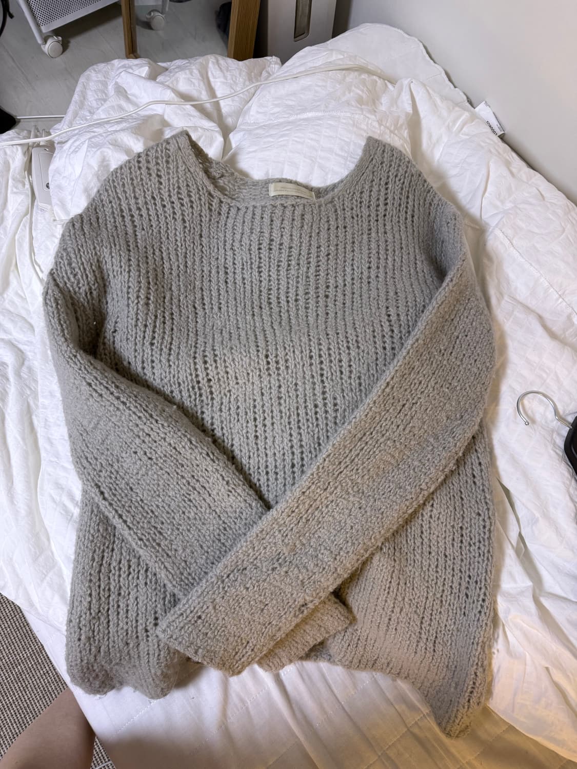 낫띵에브리띵 LOOSE FIT WOOL SWEATER 상품이미지4