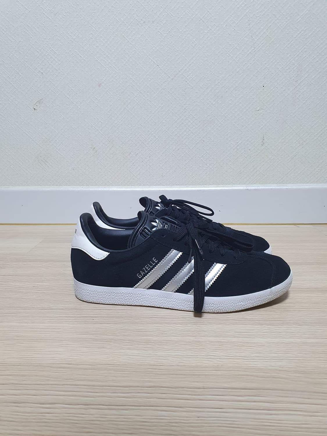 아디다스 가젤 스니커즈 245 상품이미지1