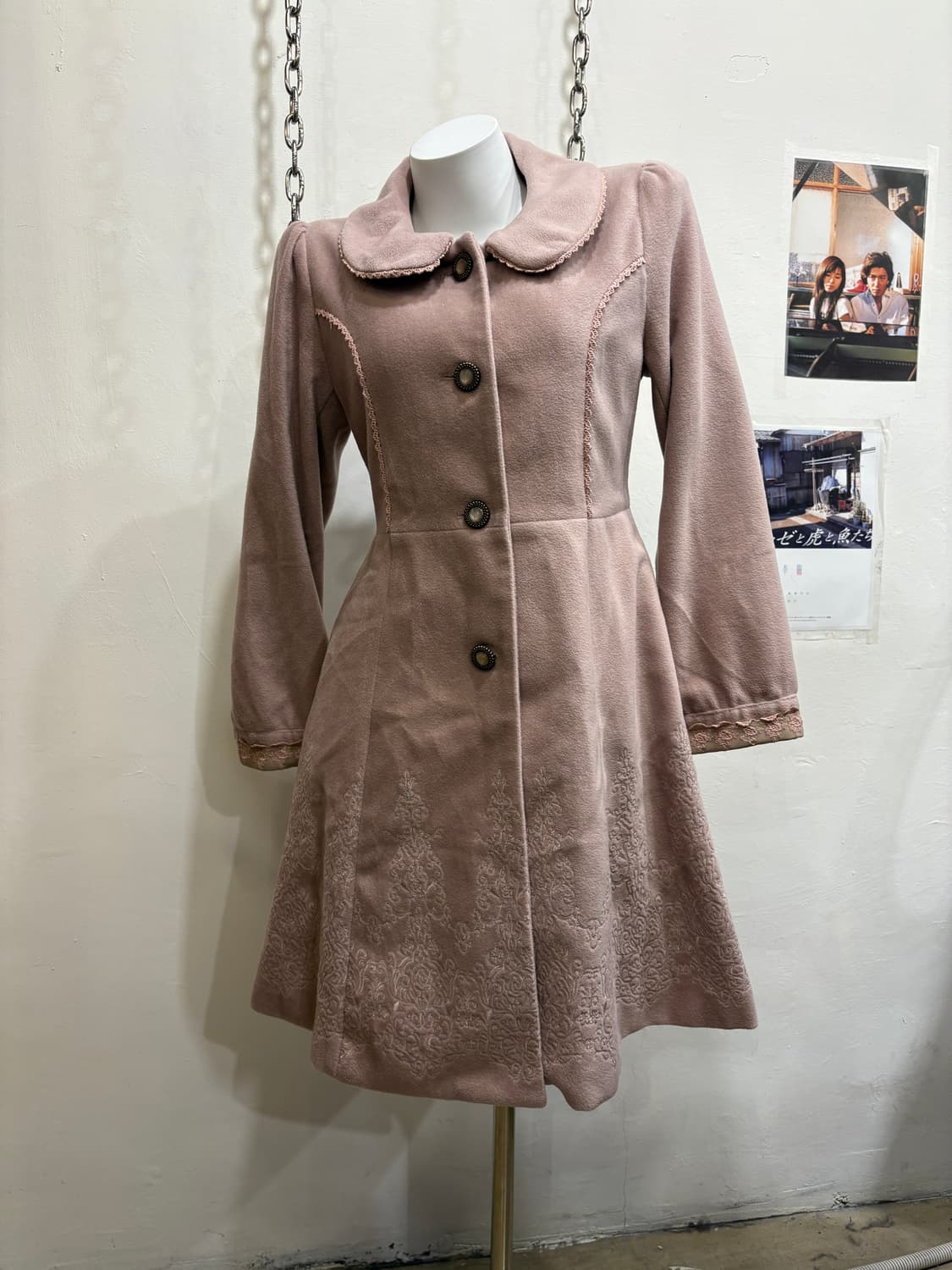 axes femme 엑시즈팜 플라워 자수 핑크 코트 상품이미지1