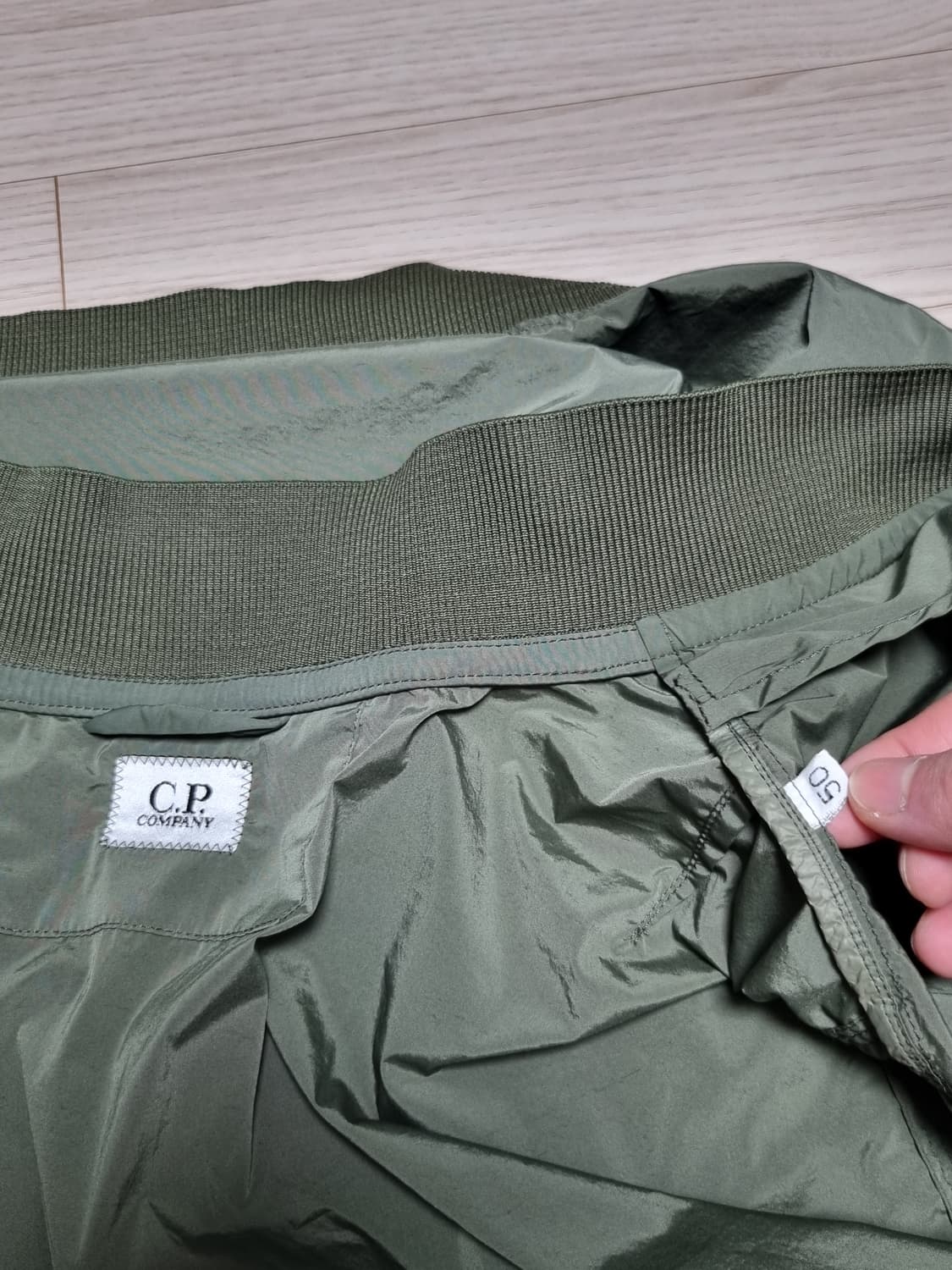 cp컴퍼니 나이크라 바람막이 자켓 상품이미지3