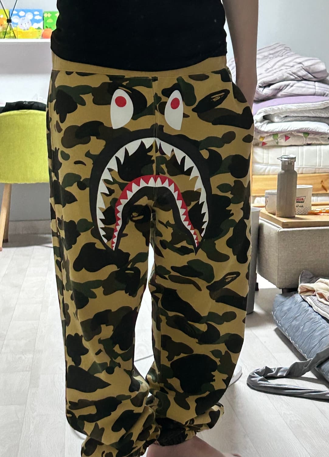 베이프 샤크 황계 조거팬츠 상품이미지1