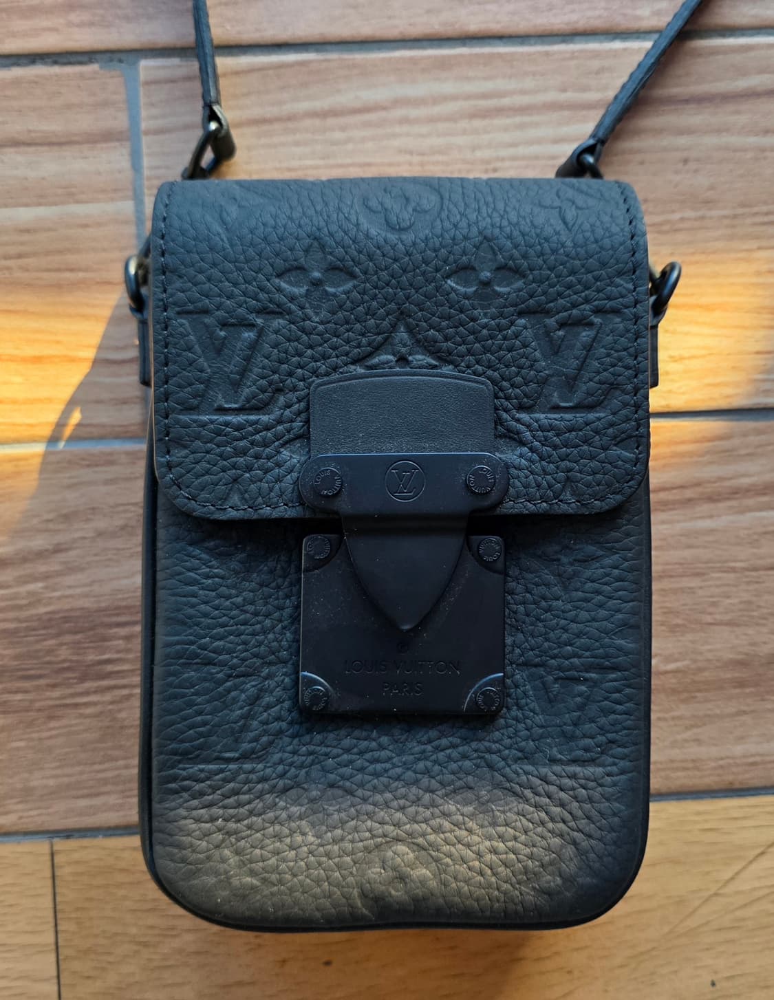 루이비통 크로스백 상품이미지1