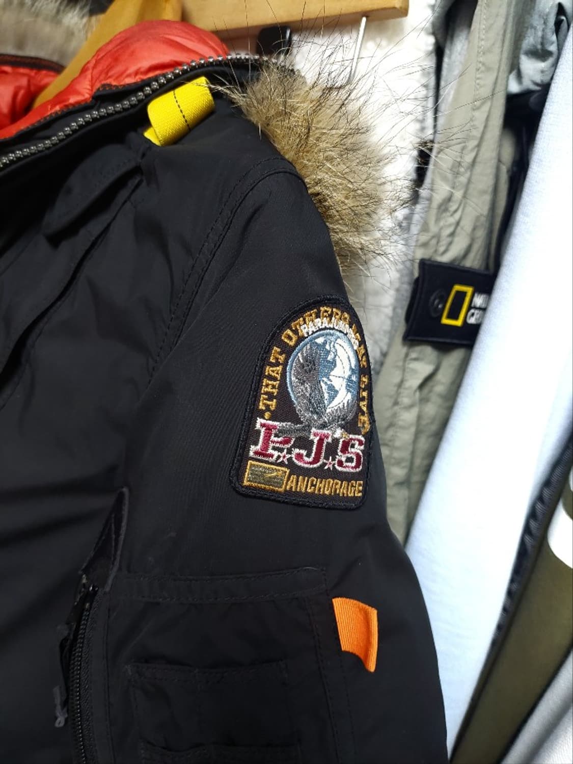 파라점퍼스 고비 마스터라이트 블랙 패딩 XL 정품 상품이미지4