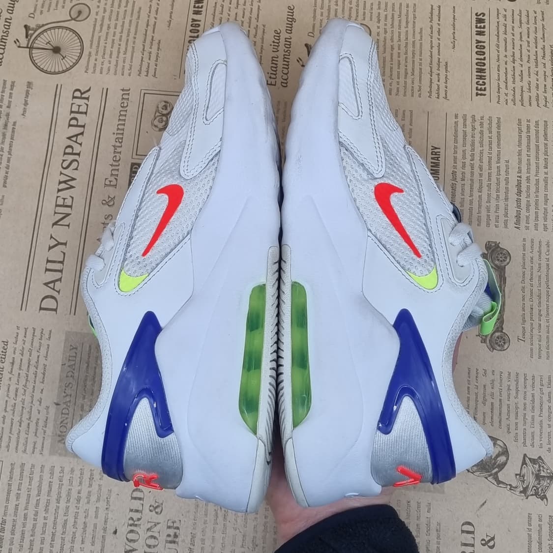 나이키 에어맥스 볼트 여성운동화235 상품이미지5