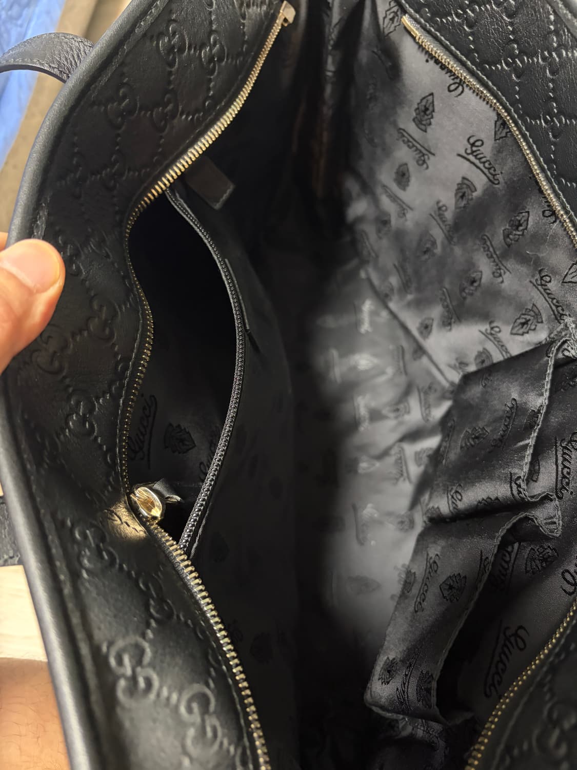 구찌 GG 올블랙 토드백 (3회 사용) 상품이미지4