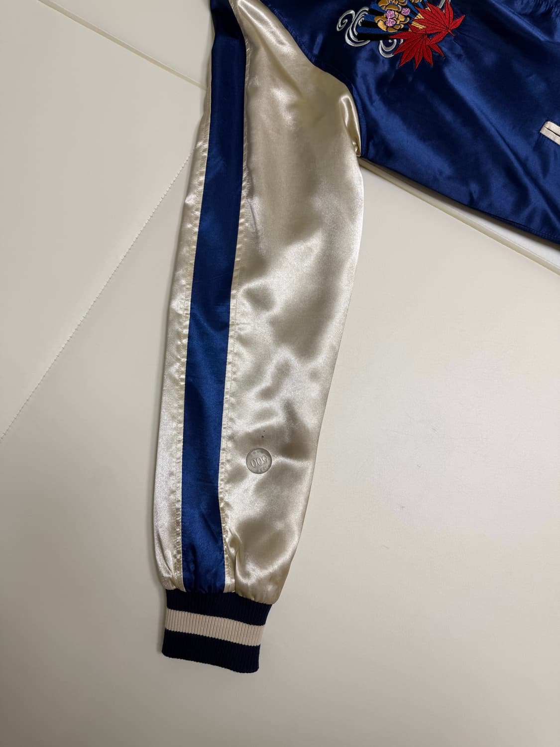 자수 스카잔 팝니다.  상품이미지3