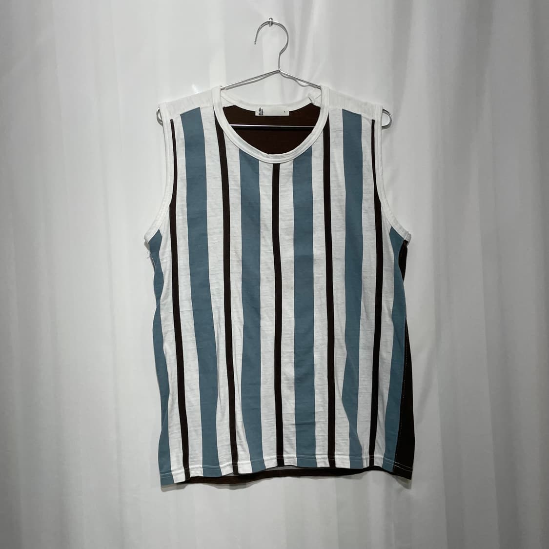 스트라이프 슬리브리스 상품이미지1