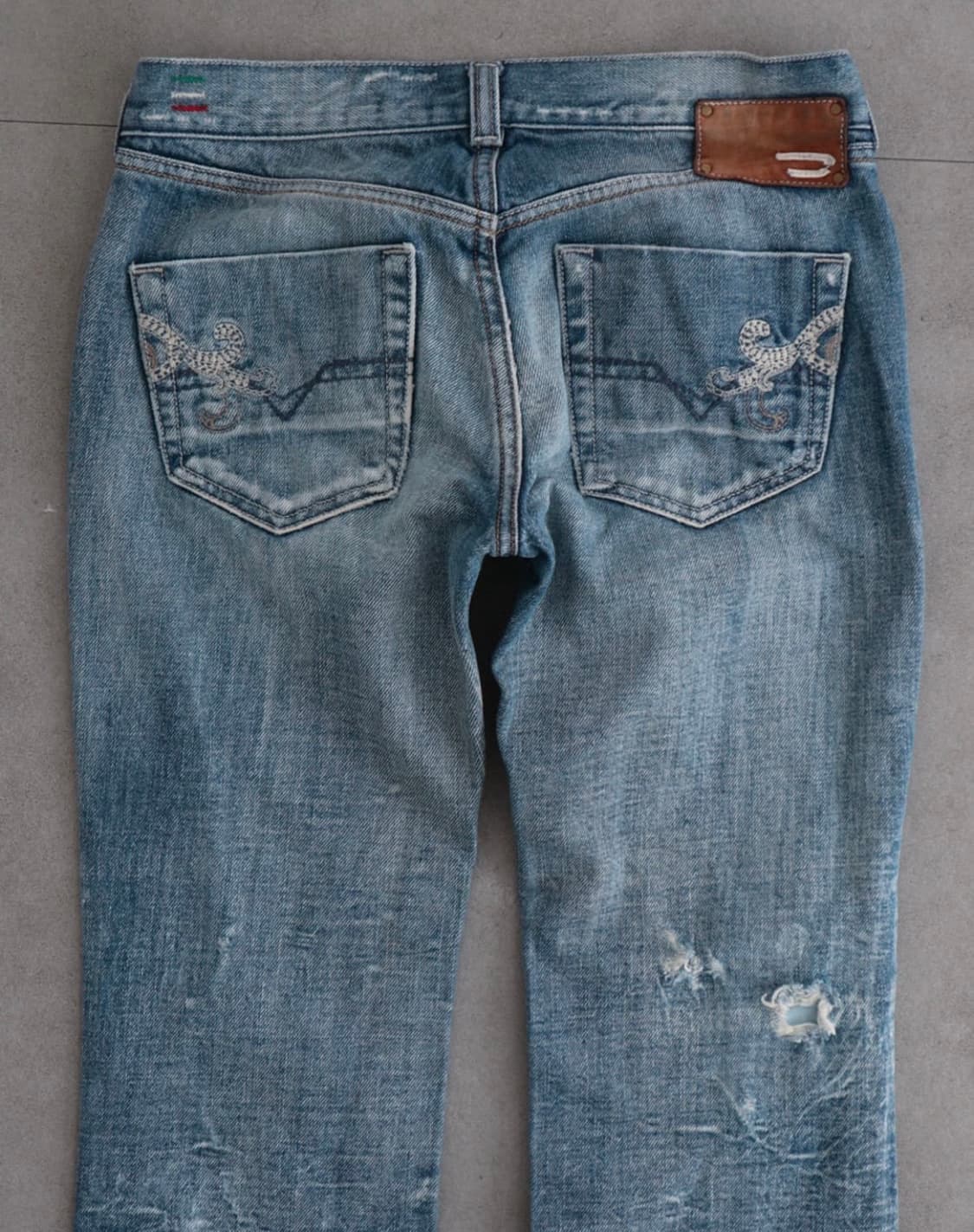 Diesel 디젤 로우라이즈 진(택포) 상품이미지4