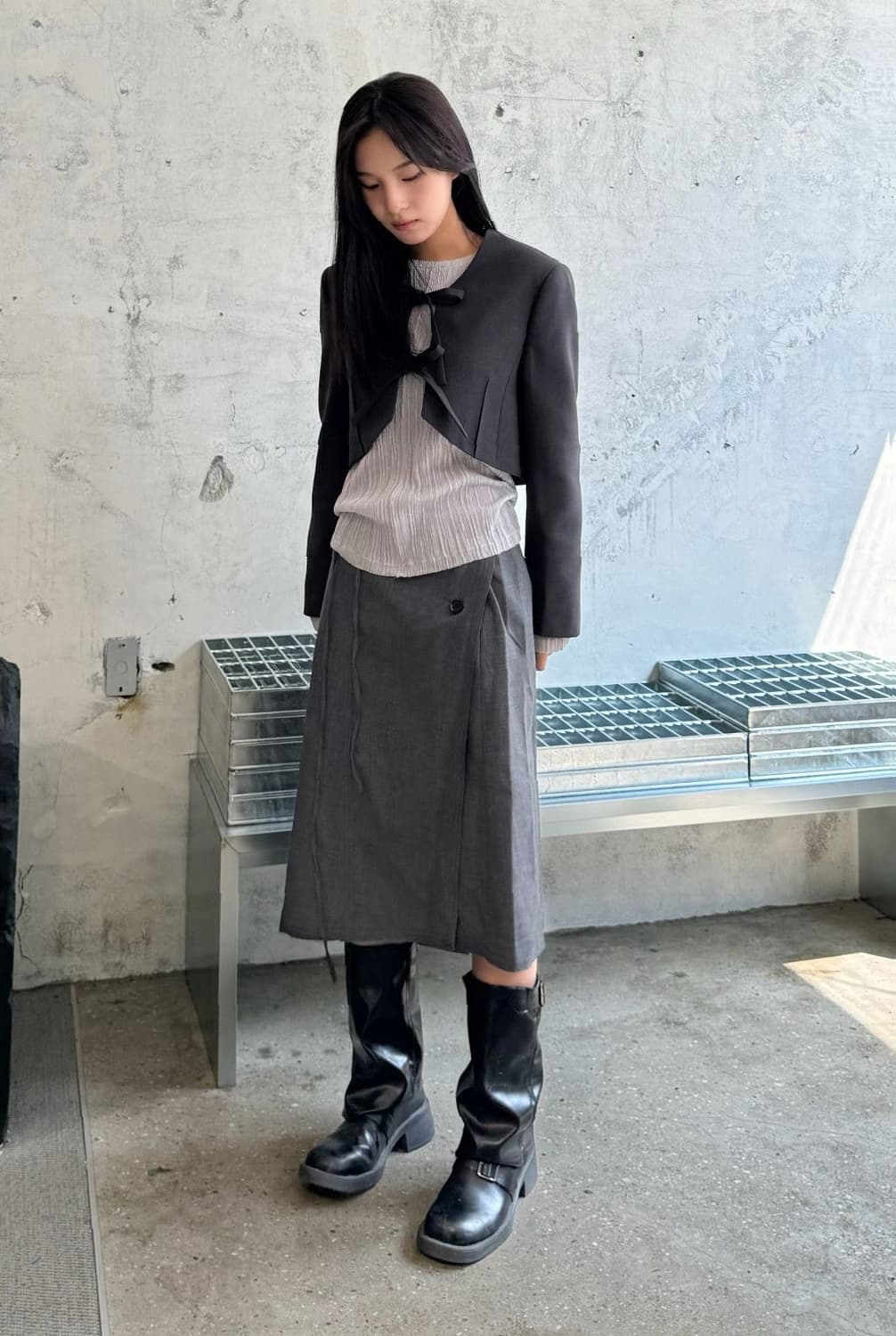 인사일런스 쇼트 라이트 자켓 CHARCOAL 상품이미지4