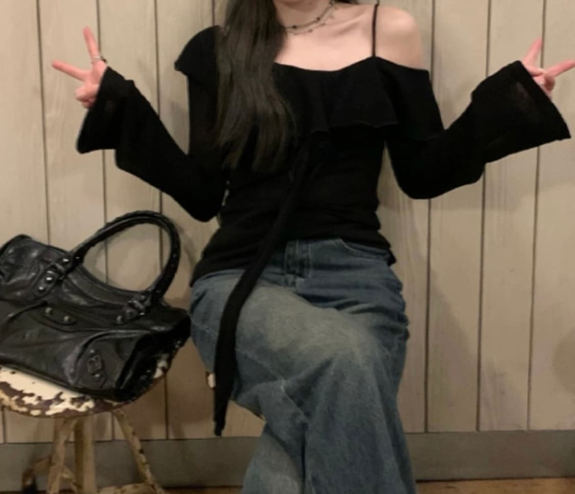 프릴 오프숄더 상품이미지2