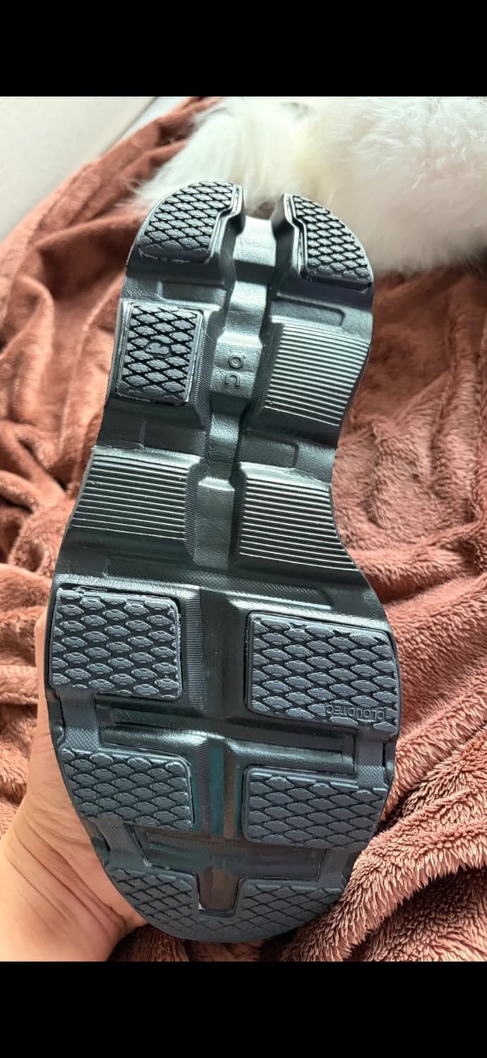 온러닝 클라우드몬스터 올블랙 paf에디션 265mm 상품이미지3