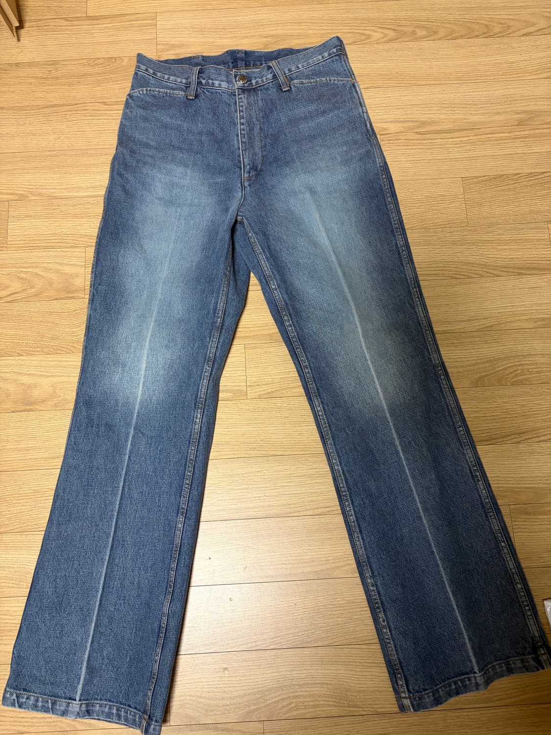 [32] 캐피탈 14oz 데님 5P 플리츠 가공 부츠컷 데님팬츠 상품이미지1
