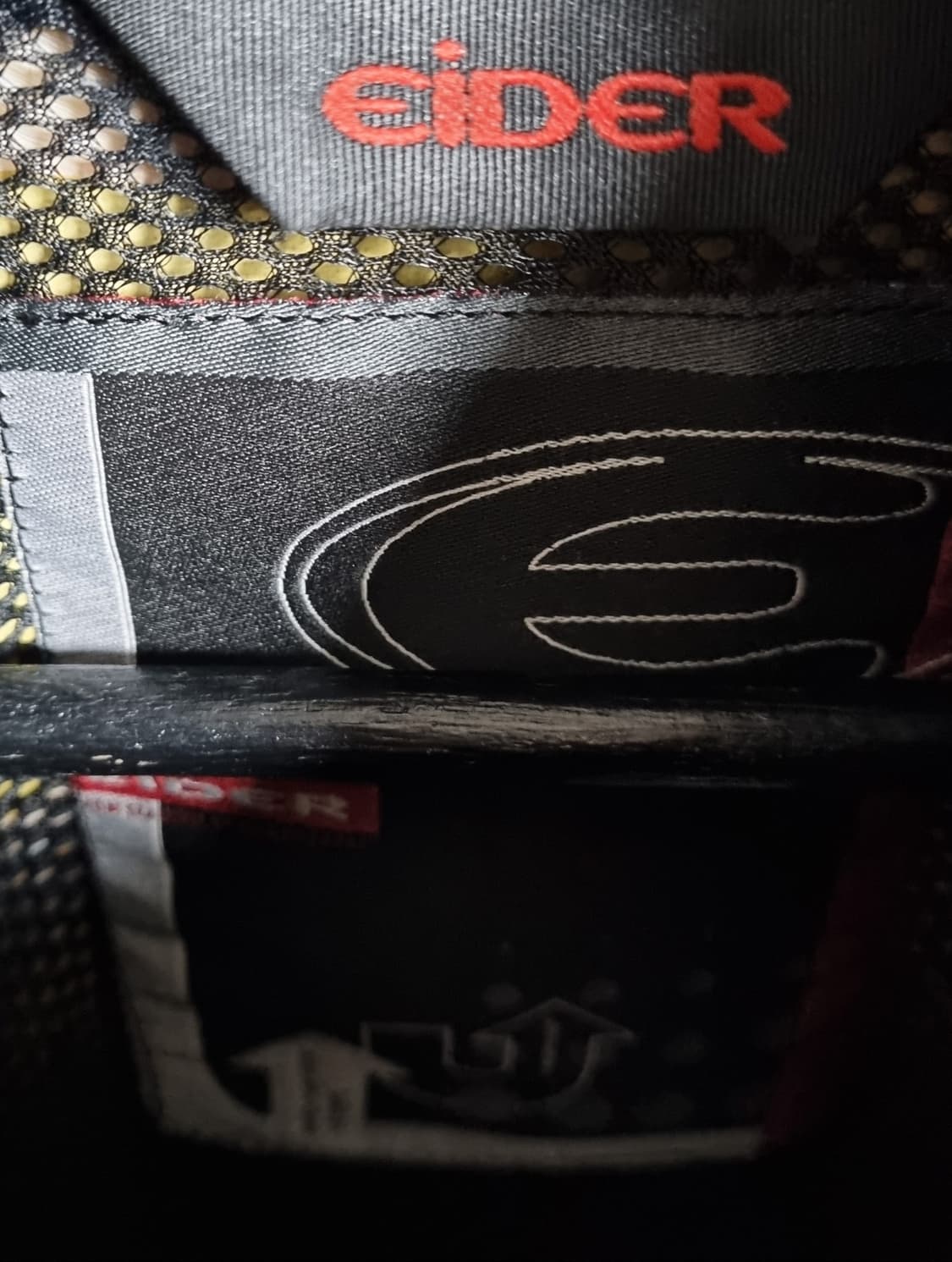 XXL (110) 아이더 고어텍스 빈티지 블랙 바람막이 상품이미지3