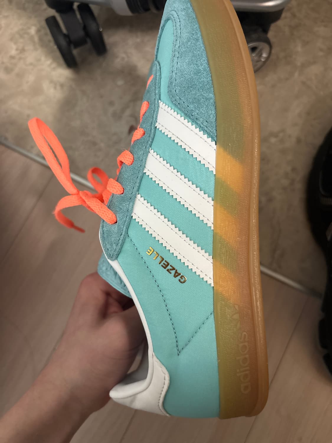 아디다스 가젤 인도어 프리러브 245 상품이미지4