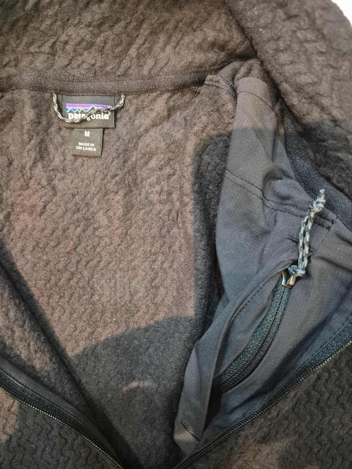 파타고니아 R1 에어 1/2 지퍼 풀오버 여성 블랙 m 90~95 상품이미지4