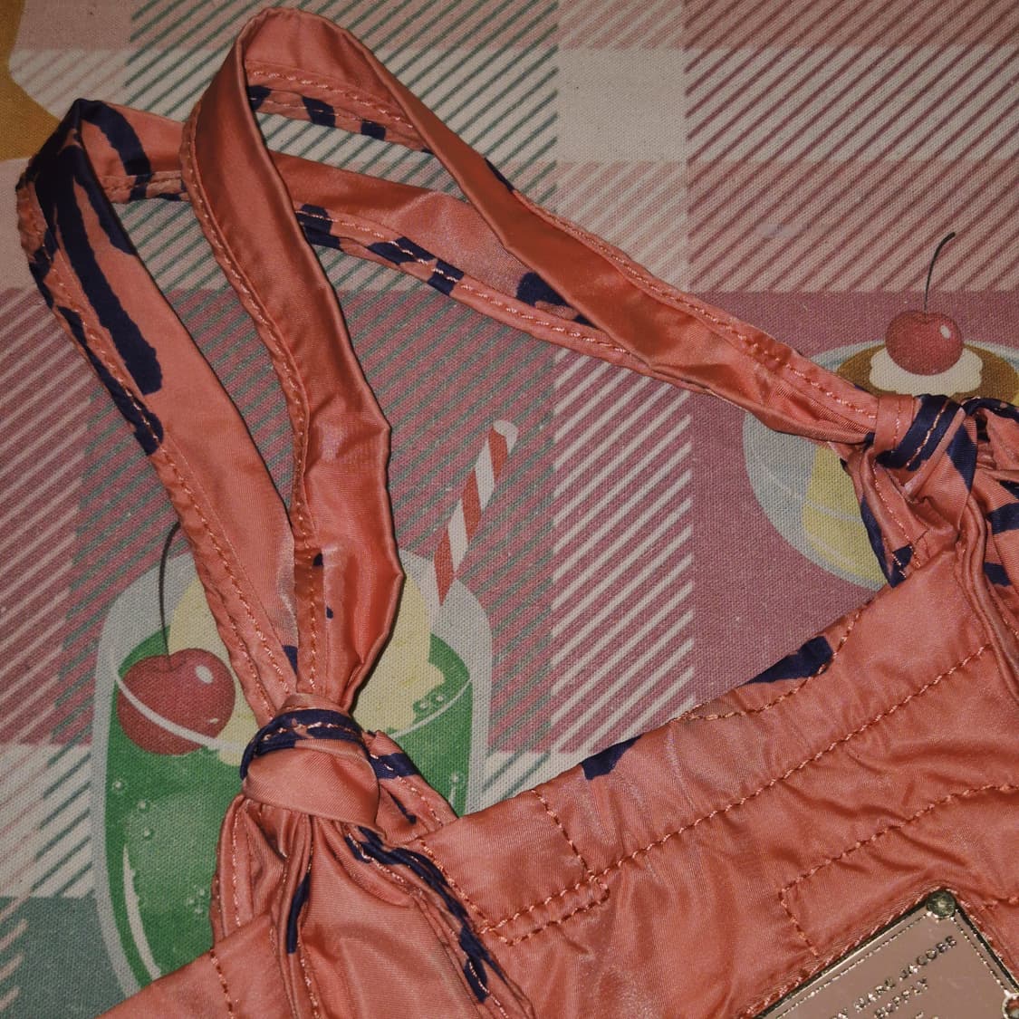 06s 마크제이콥스 패디드 퀼팅 리본 토트백 상품이미지10