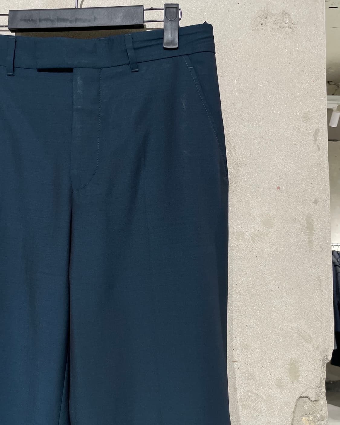 구찌 유니폼 딥 그린 폴드 햄 슬랙스 상품이미지3