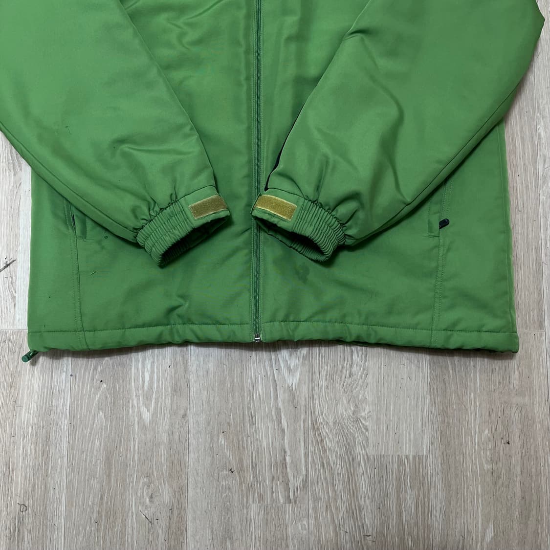 아디다스 올드스쿨 사이드라인 바람막이 후드 패딩 점퍼 L(100) 상품이미지8