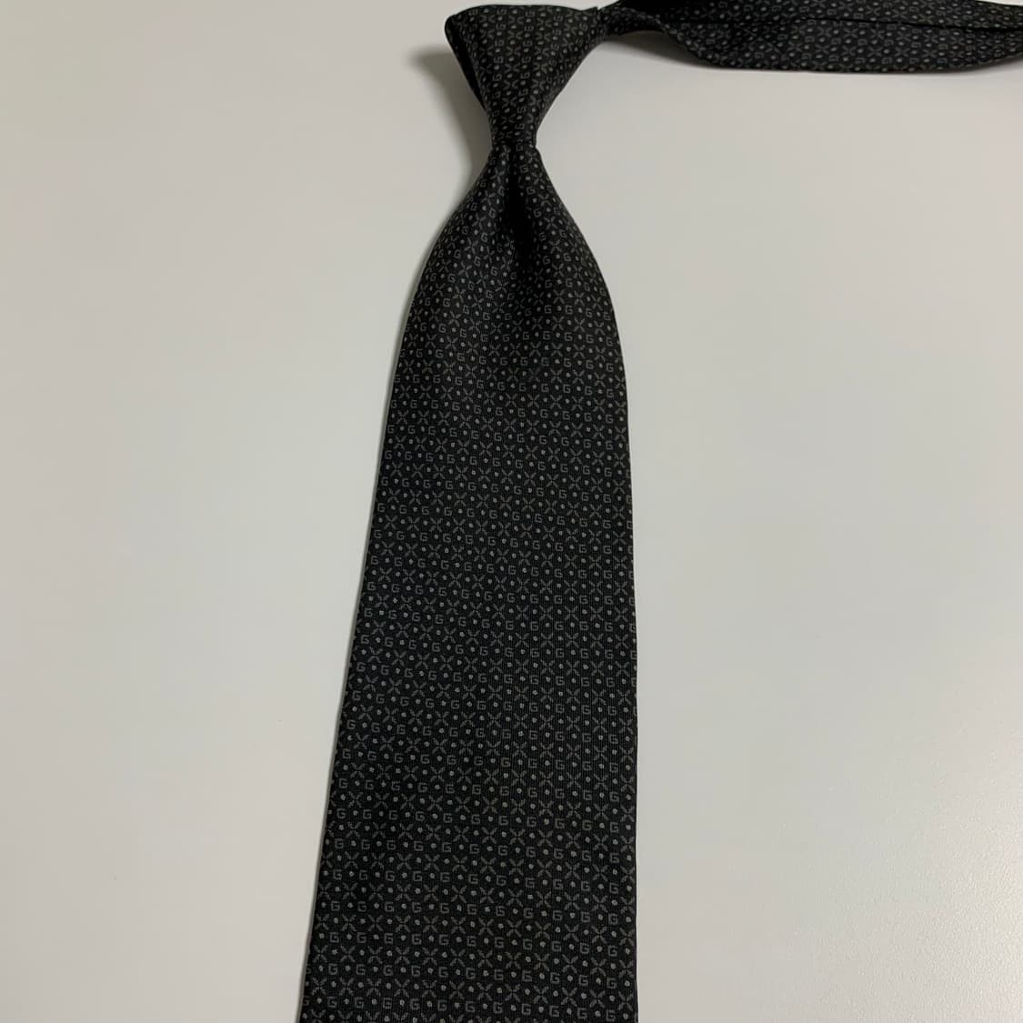 구찌(GUCCI) GG스몰로고 모노그램 블랙 명품넥타이 A등급 9.5cm 상품이미지7