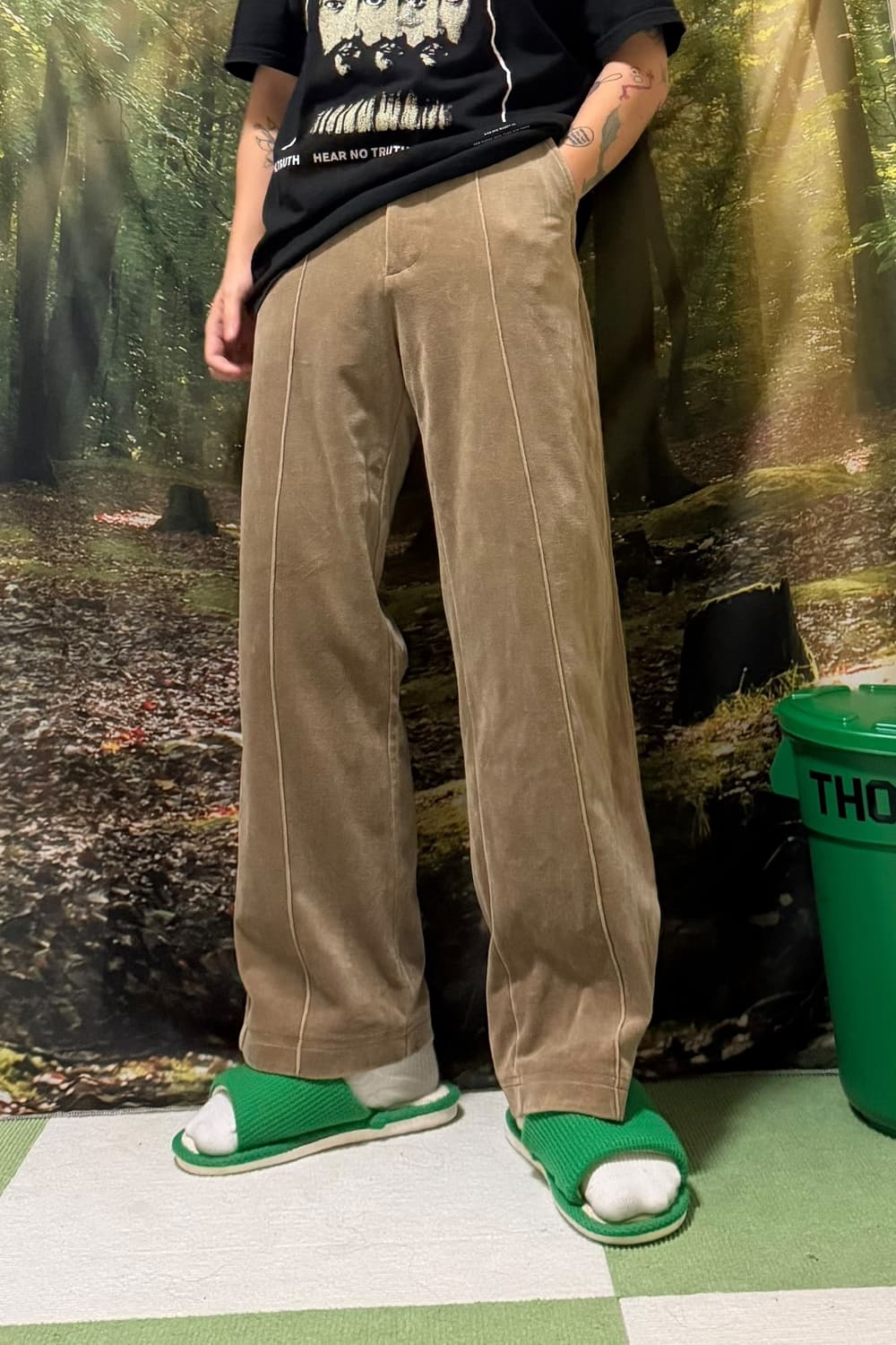 오라리 22SS 오가닉 코튼 벨벳 팬츠 상품이미지3