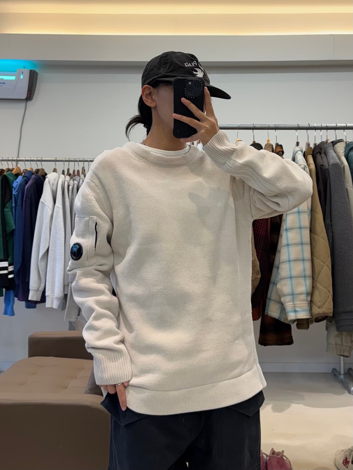 CP 컴퍼니 렌즈 와펜 크루넥 니트 상품이미지7