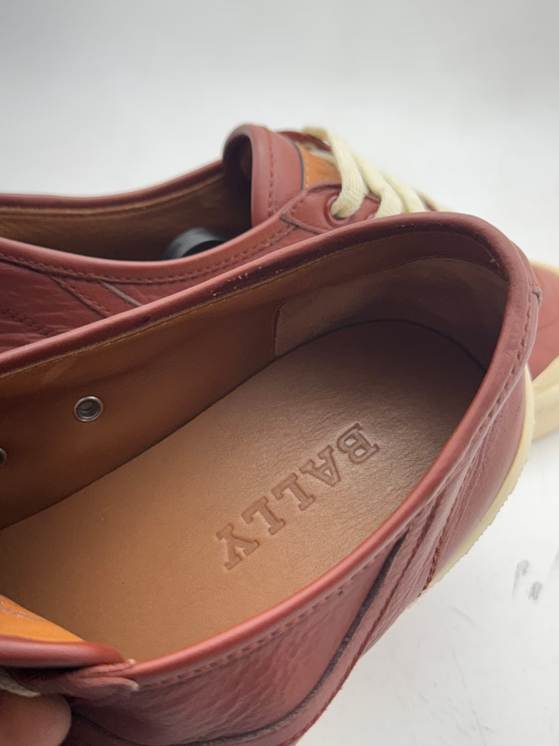 정품)발리스니커즈255 상품이미지8