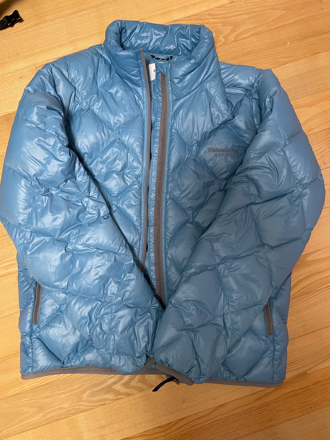 택포) 디스이즈네버댓 울트라 라이트다운 경량패딩 블루 s 상품이미지2