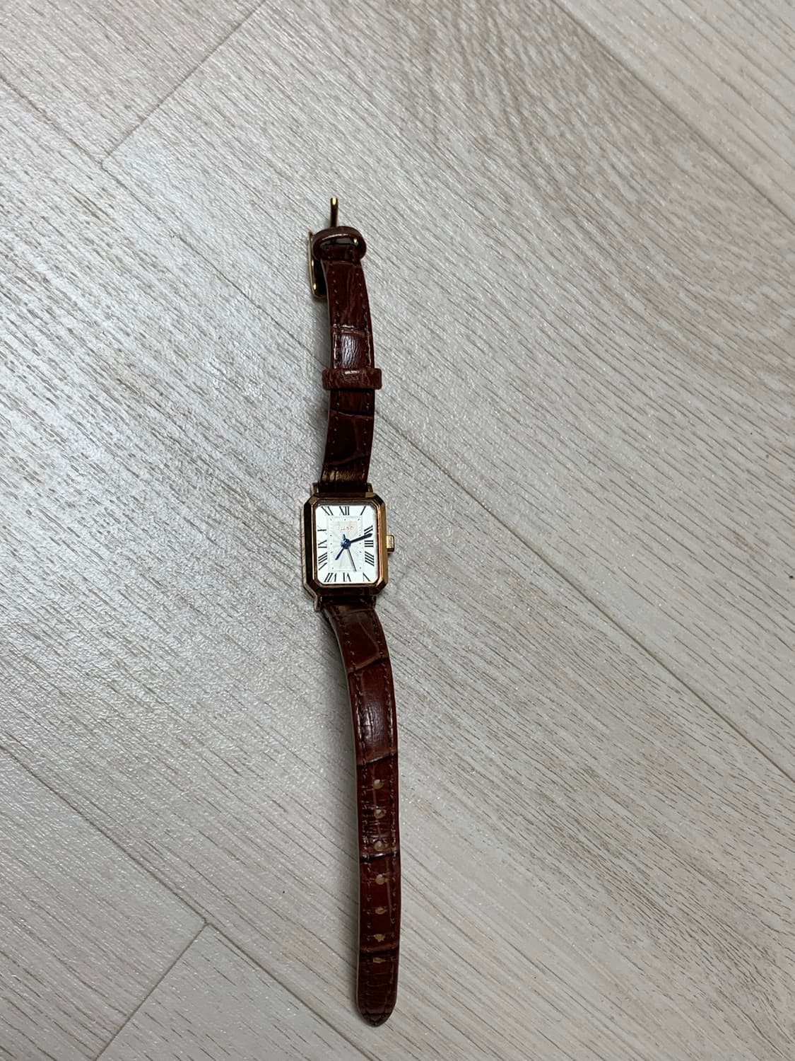 로이드 시계 상품이미지1