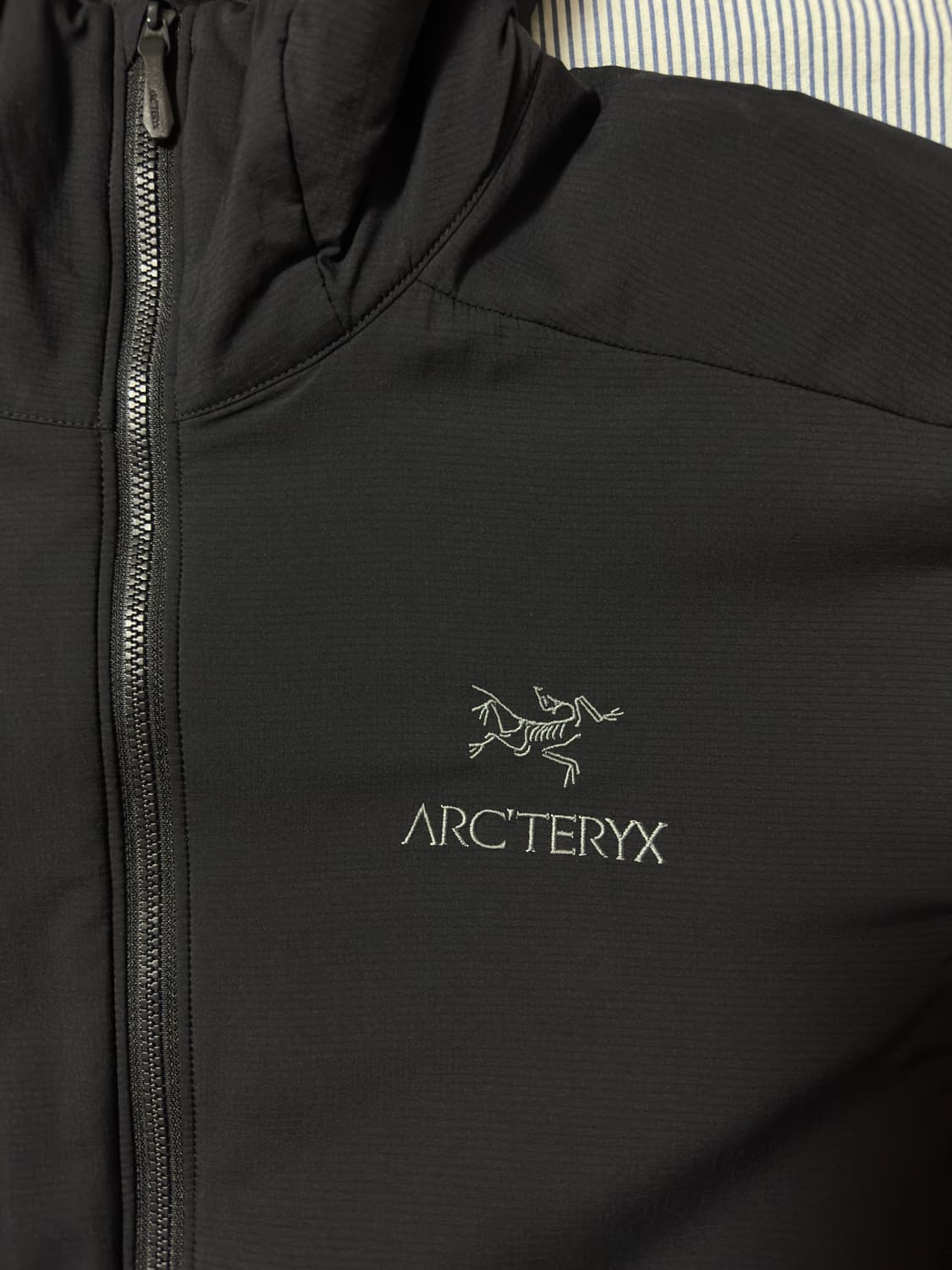 (S급) 아크테릭스 아톰 LT 후디 블랙 M 상품이미지4