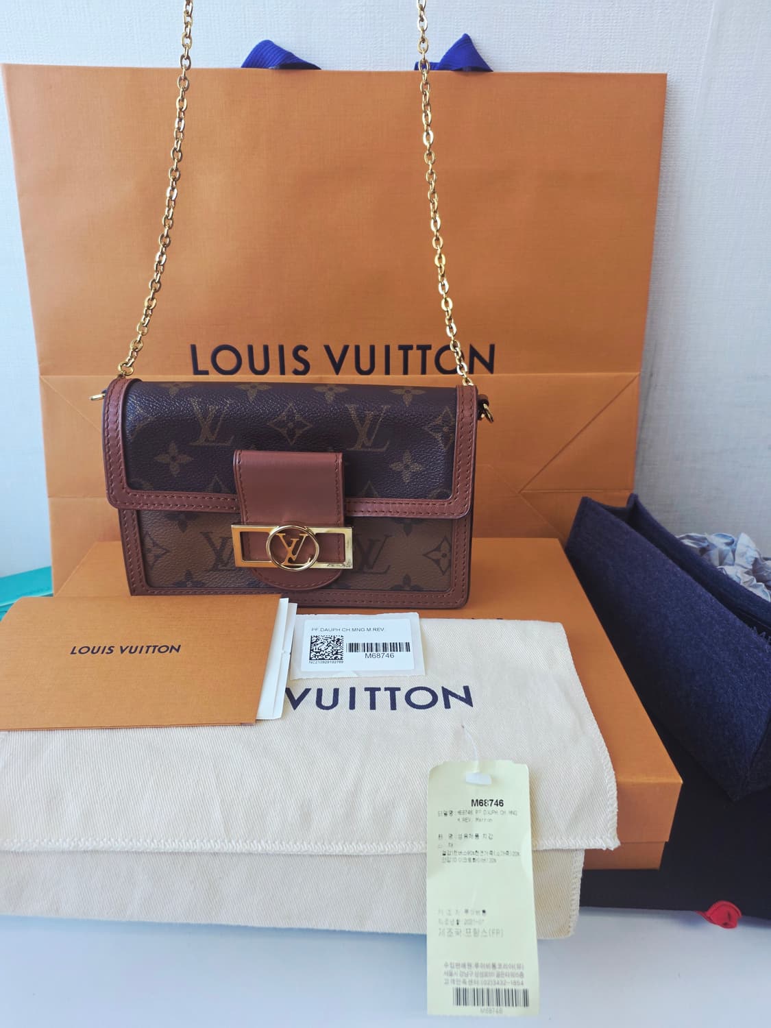 루이비통 돌핀 체인 월릿 M68746 상품이미지1