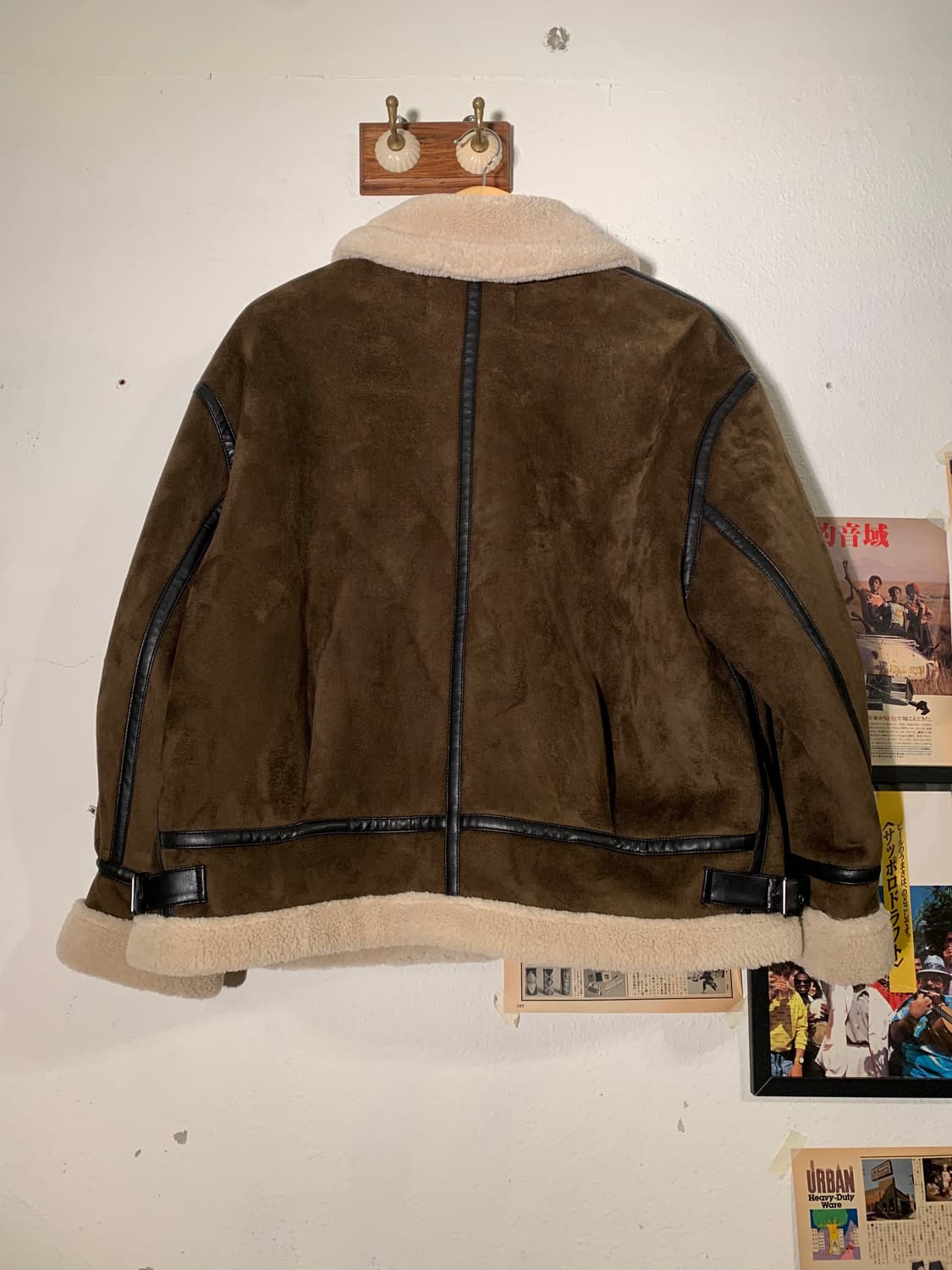 레이빔즈 B3 무스탕 자켓 상품이미지8