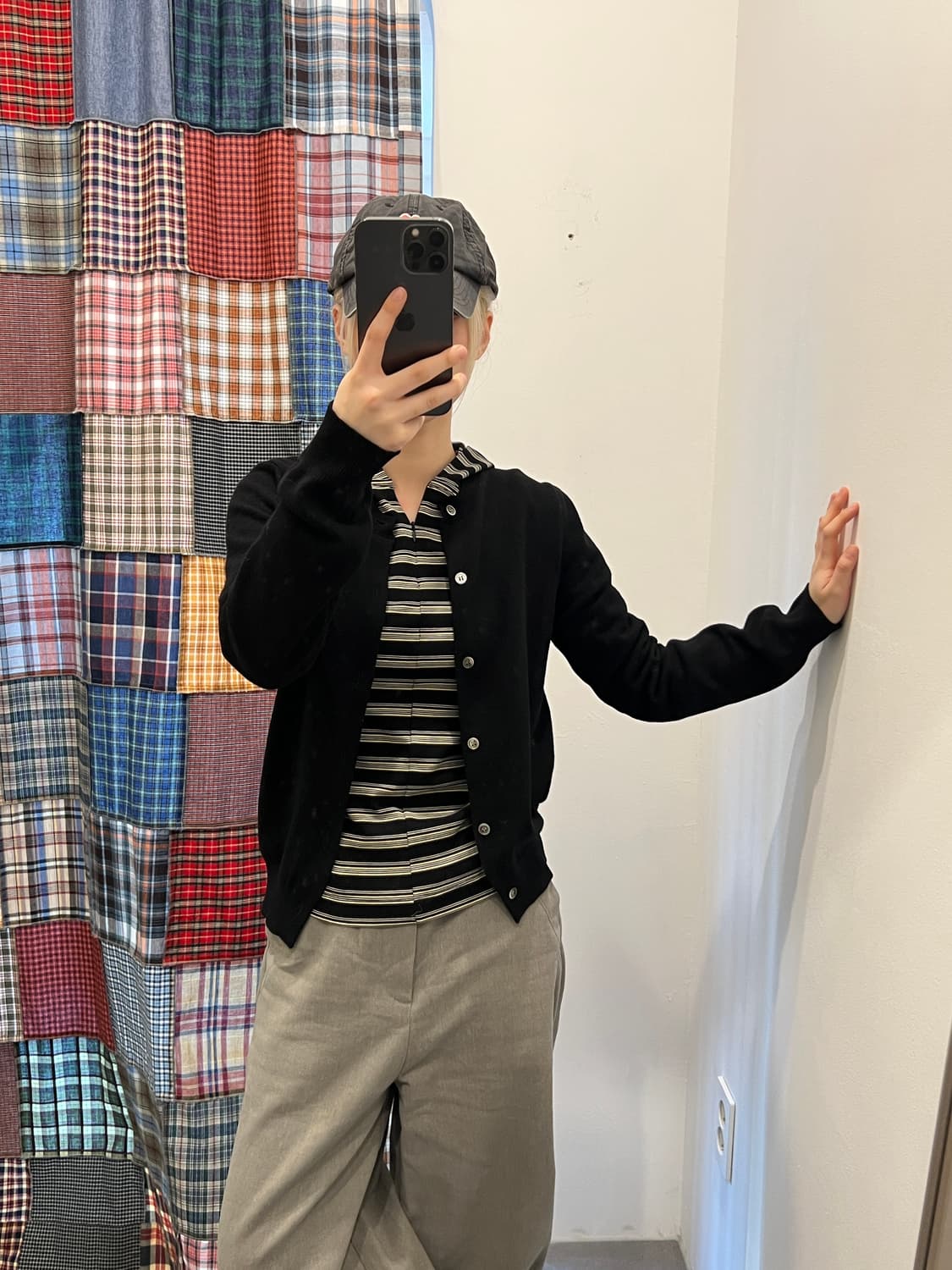 꼼데가르송 블랙 와펜 카디건 상품이미지2