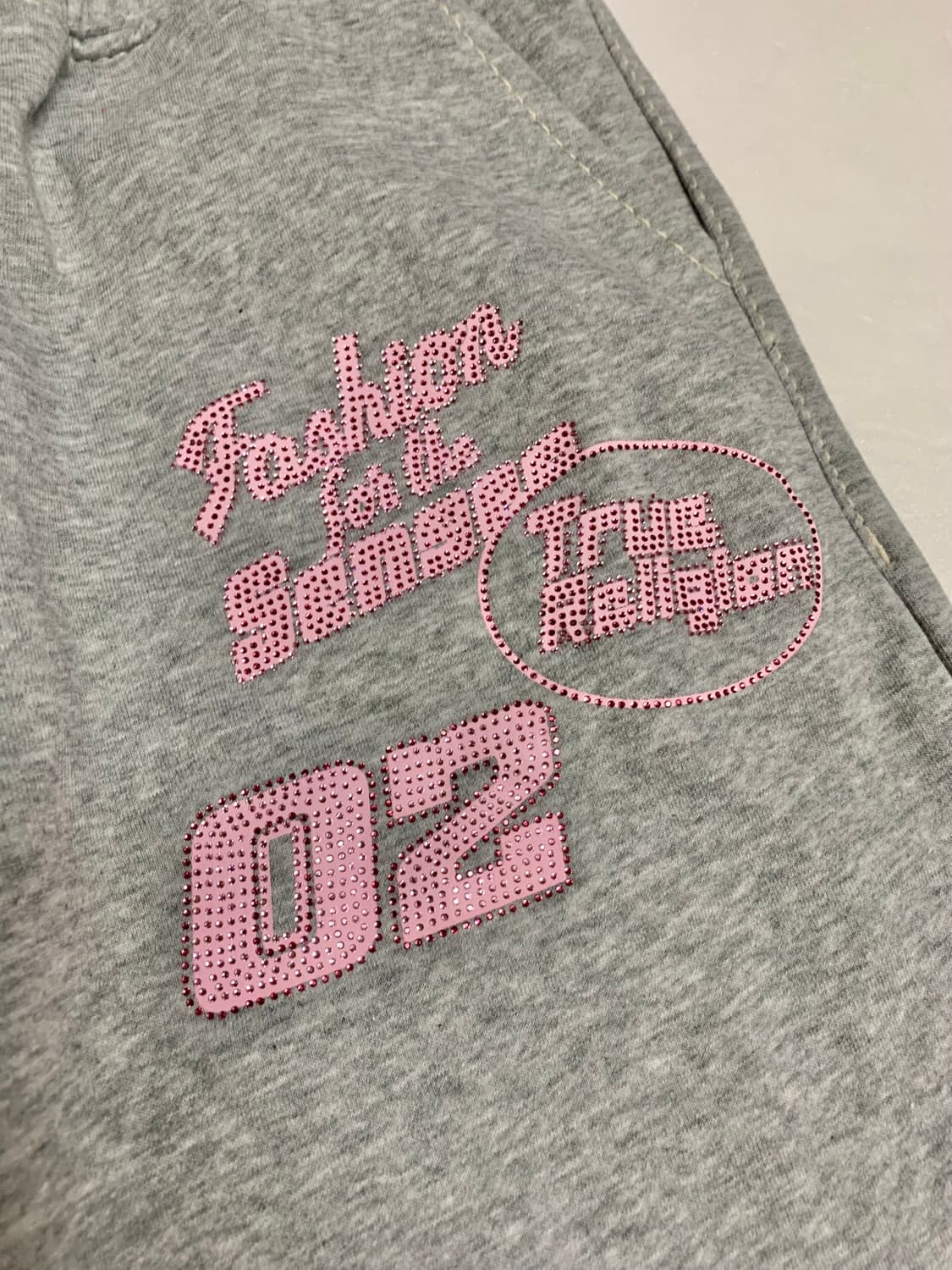 [새제품XS,S] 트루 릴리젼 와이드핏 스웻팬츠 상품이미지3