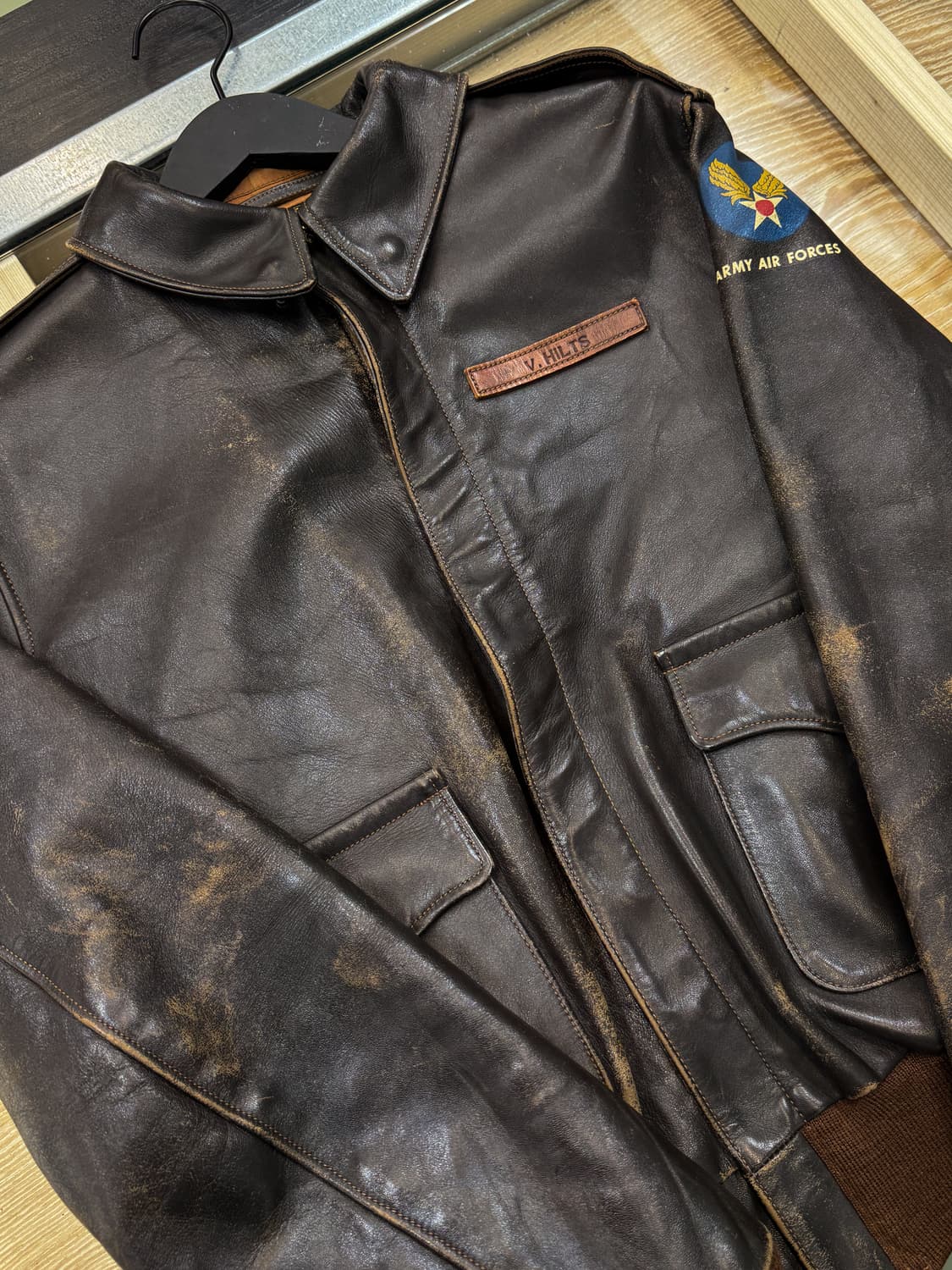 리얼맥코이 V.Hilts A-2 레더 자켓 상품이미지5