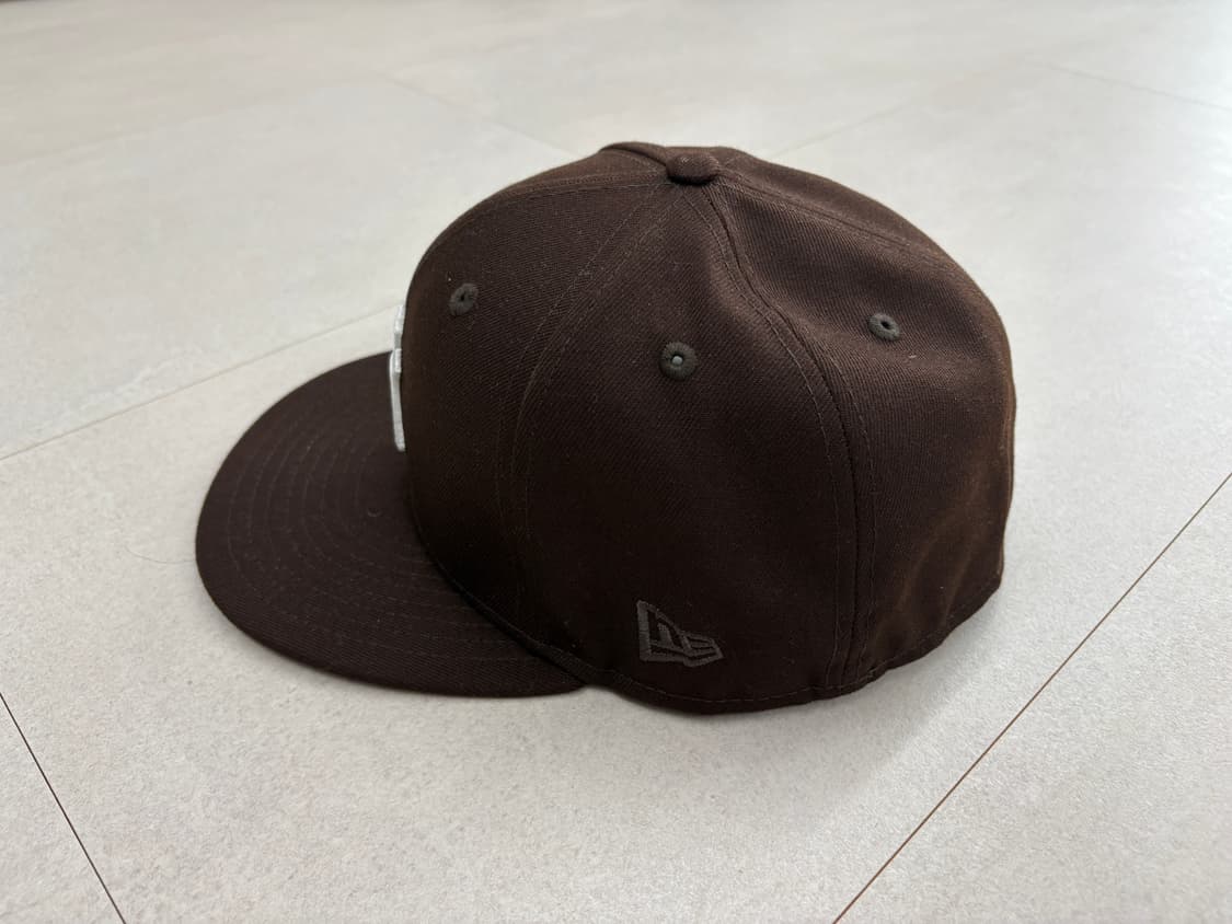 뉴에라 59Fifty 뉴욕 양키스 (브라운) 상품이미지3