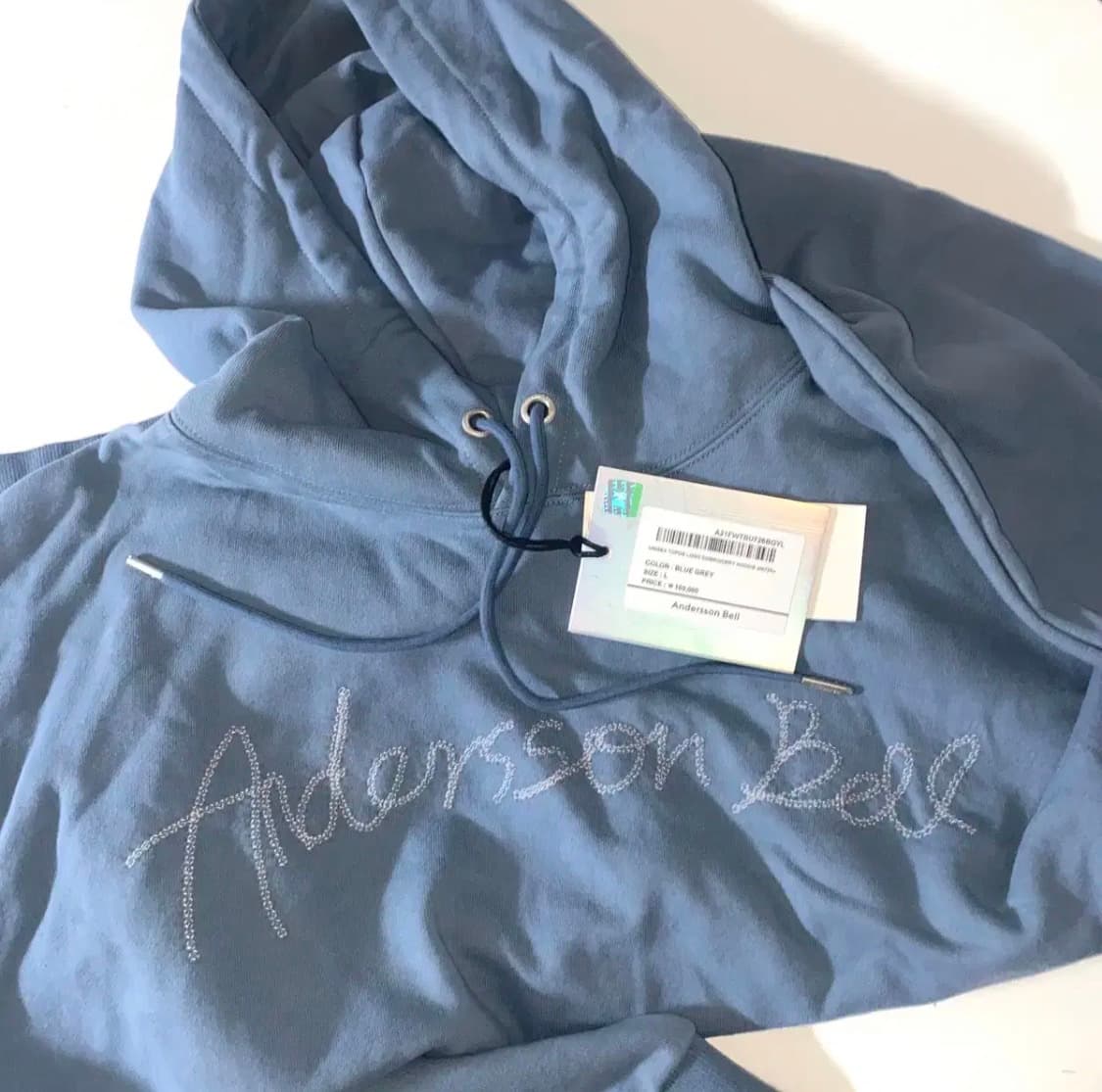 앤더슨벨 로고 엠브로더리 후디 블루그레이 상품이미지1