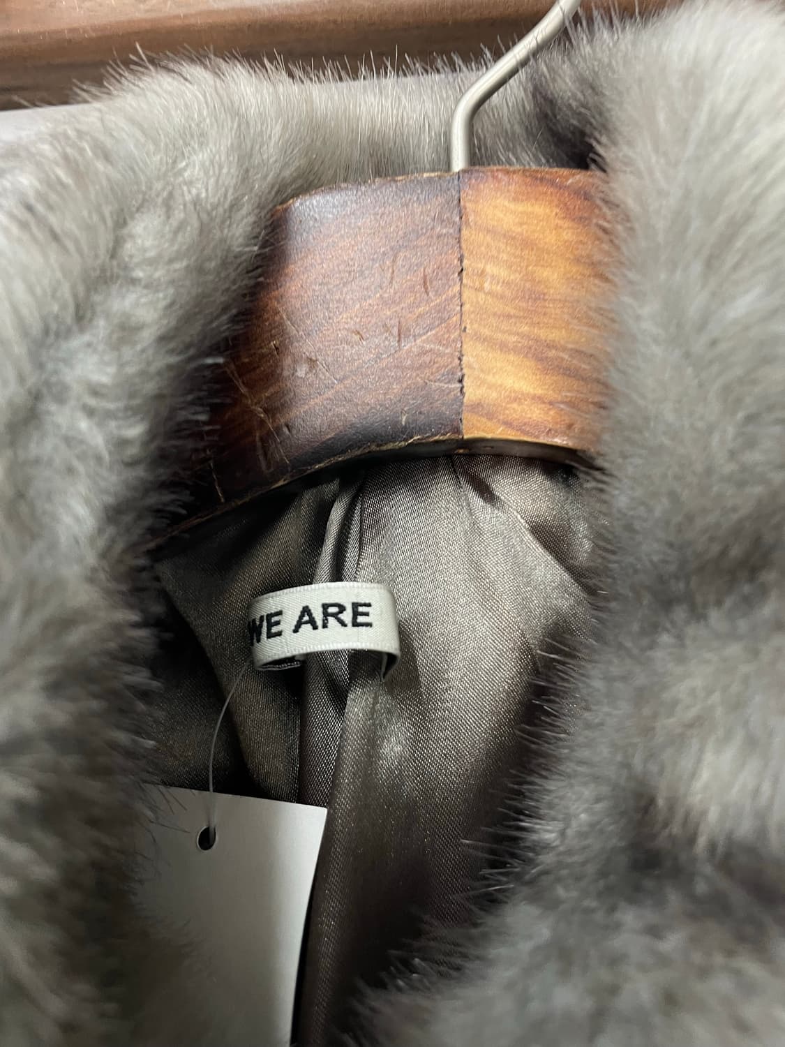 위아 그레이 페이크퍼 자켓 H1540 상품이미지5