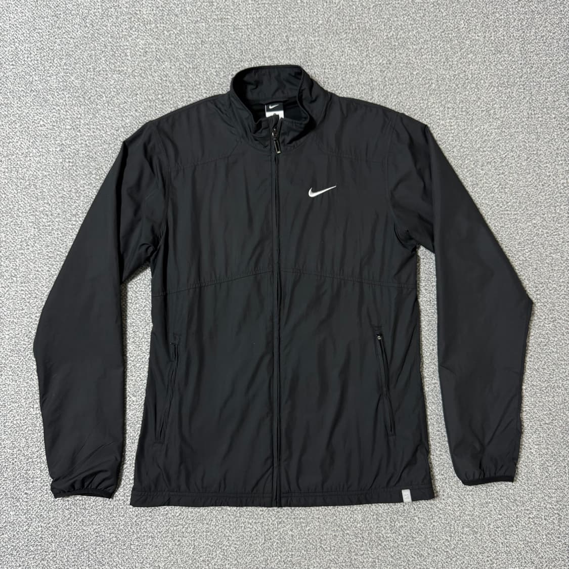 나이키 바람막이 M 상품이미지1