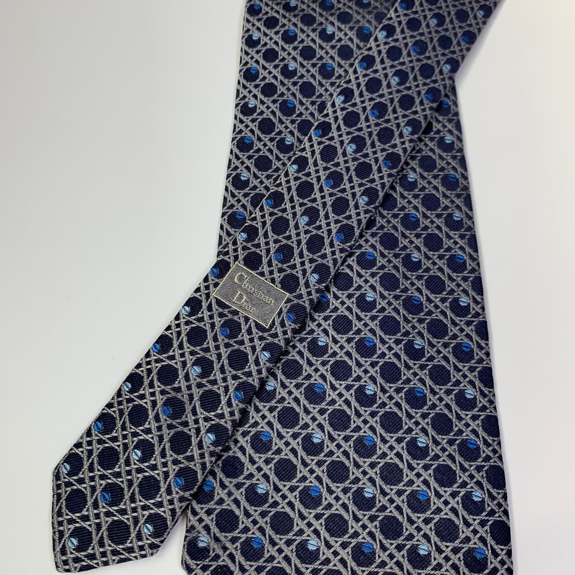 크리스찬 디올(DIOR) 명품넥타이 A등급 클래식 정장룩 코디 상품이미지4