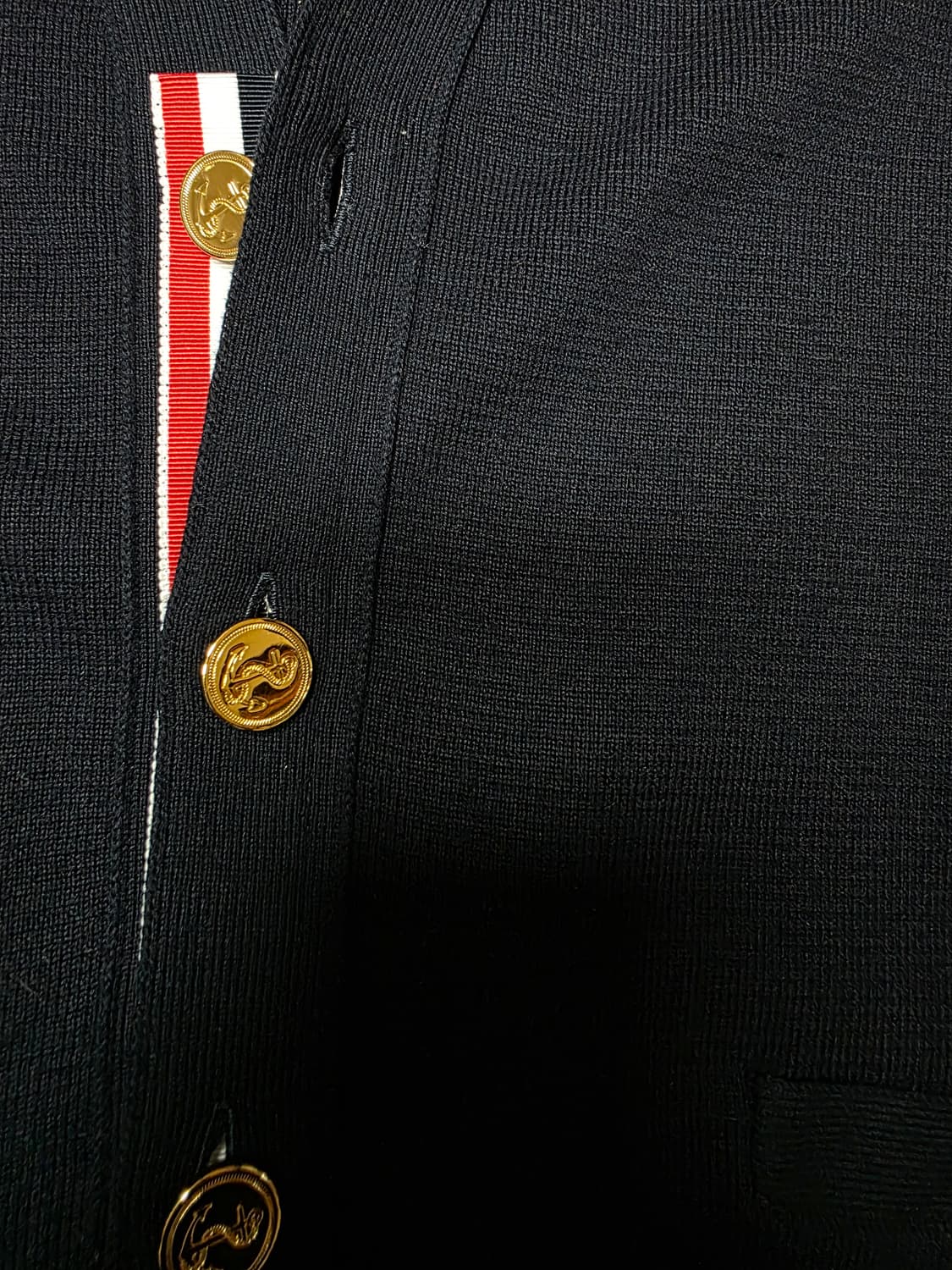 [3,새상품급]25ss 톰브라운 밀라노스티치 금장 가디건 상품이미지4