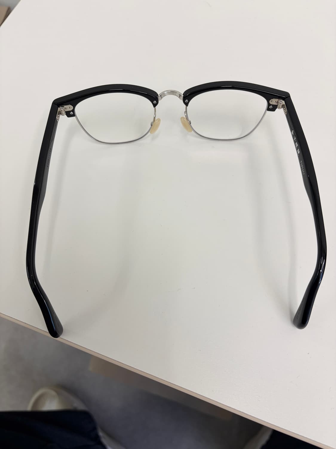 금자안경 KV131 BKSI 오버사이즈 하금테 상품이미지3