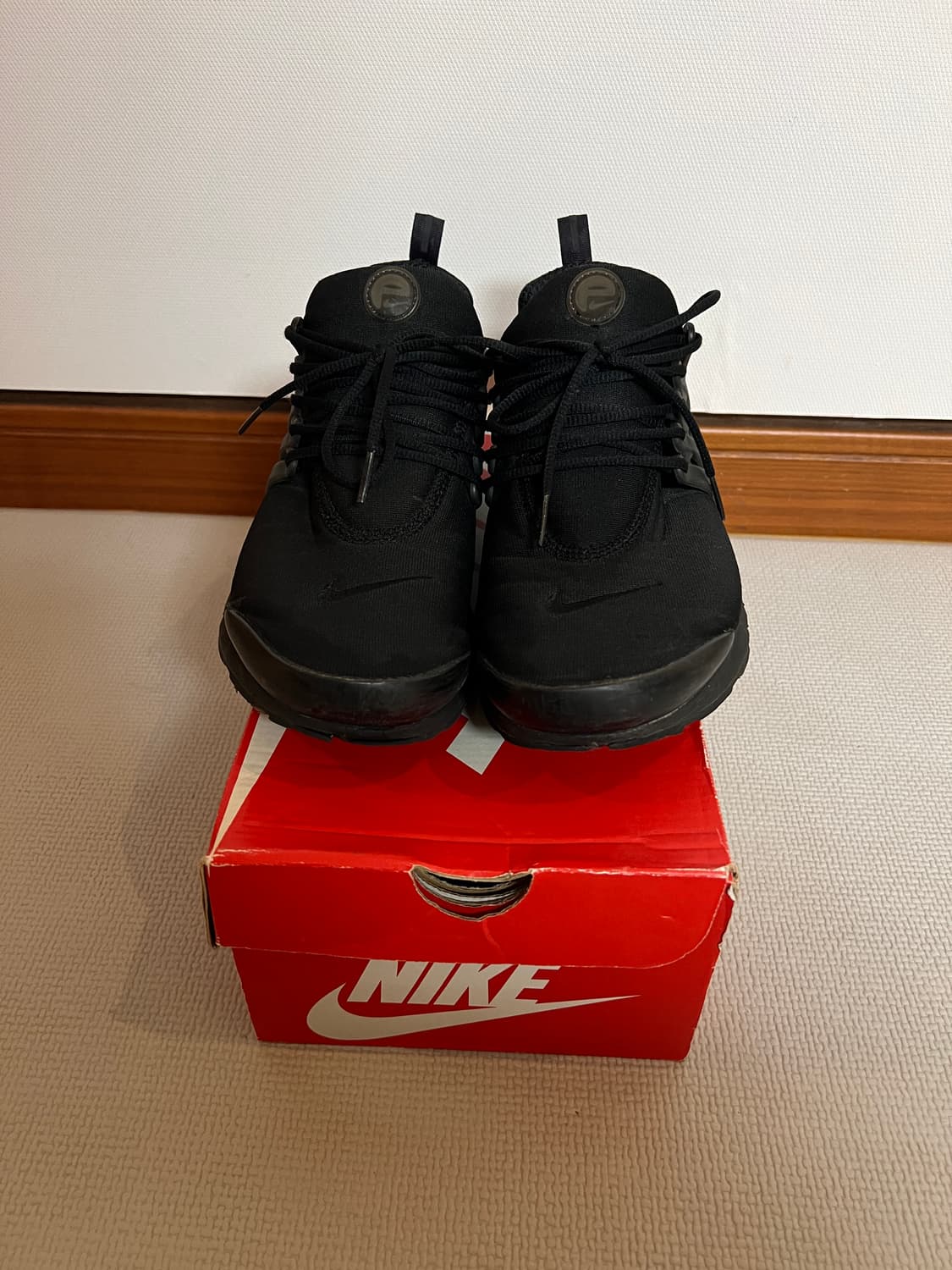 무료배송 - 나이키 에어 프레스토 트리플 블랙 270 상품이미지2