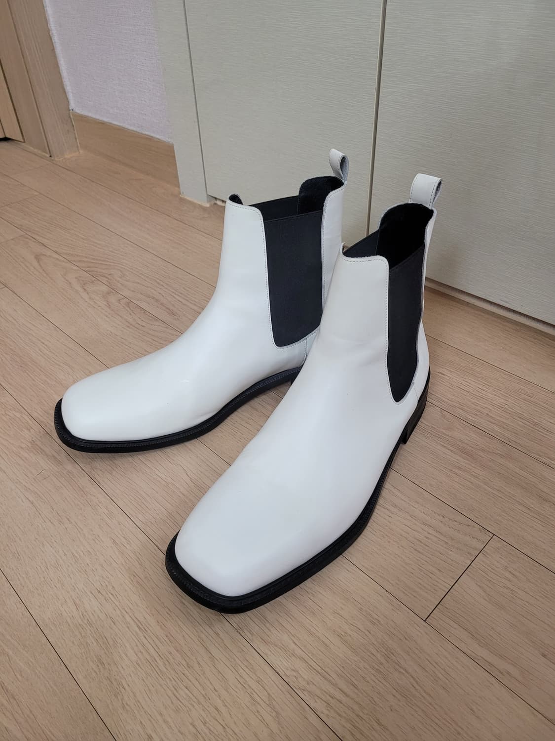 로맨틱무브 Romantic Move 남자 스퀘어토 첼시부츠 280 화이트 상품이미지1