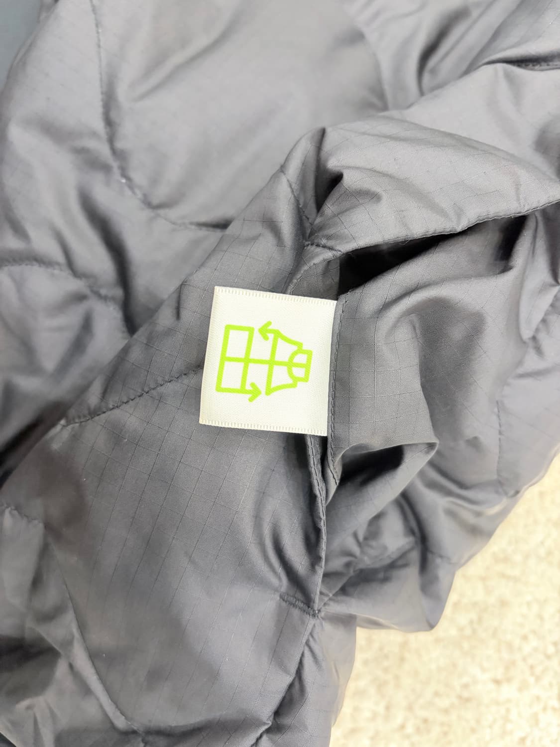 나나미카 리버시블 다운 가디건 XL 상품이미지4