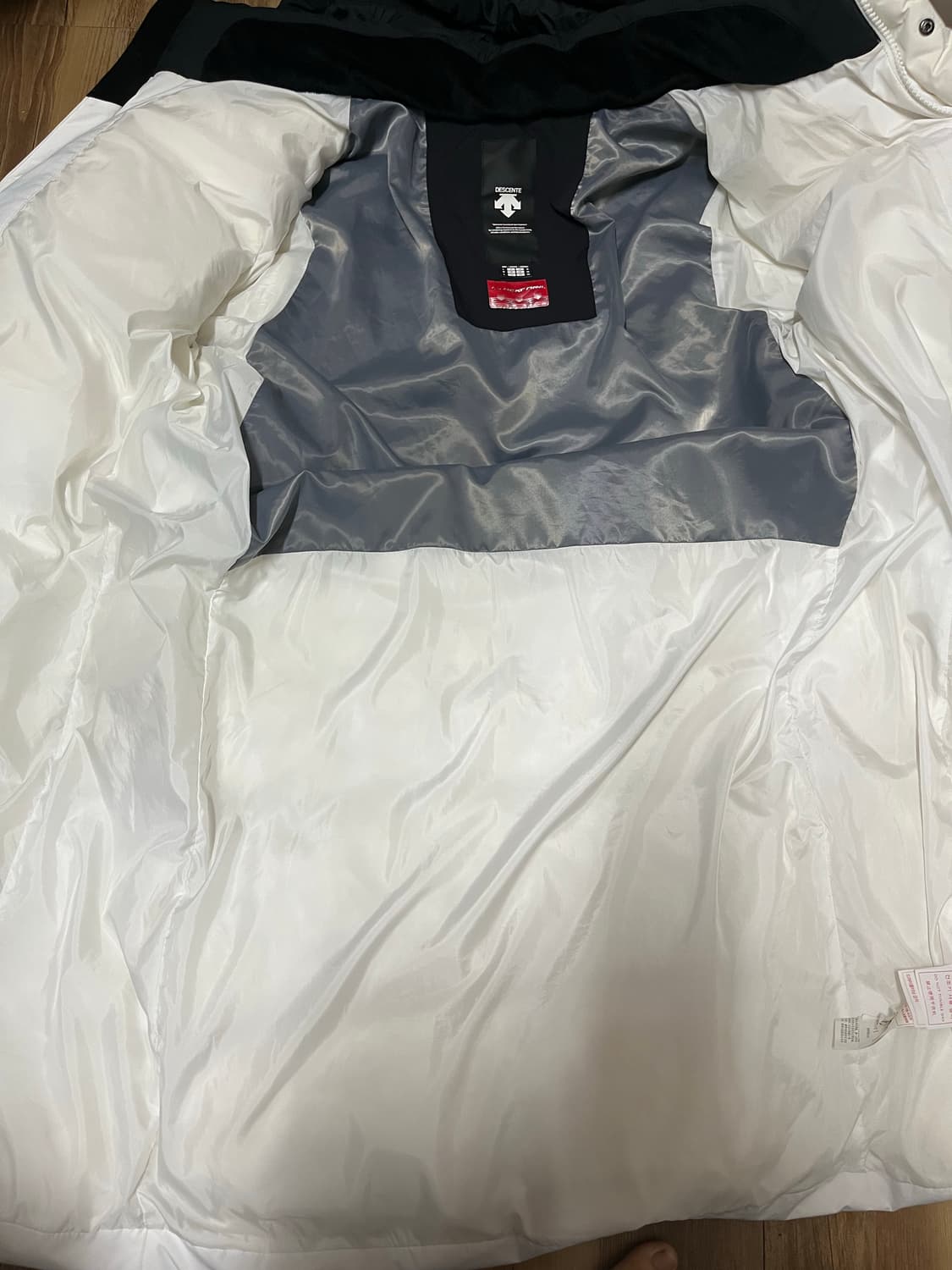 데상트 스키팀 엣지 와펜 다운 롱패딩 패딩 아우디 레플리카 L 100 상품이미지6